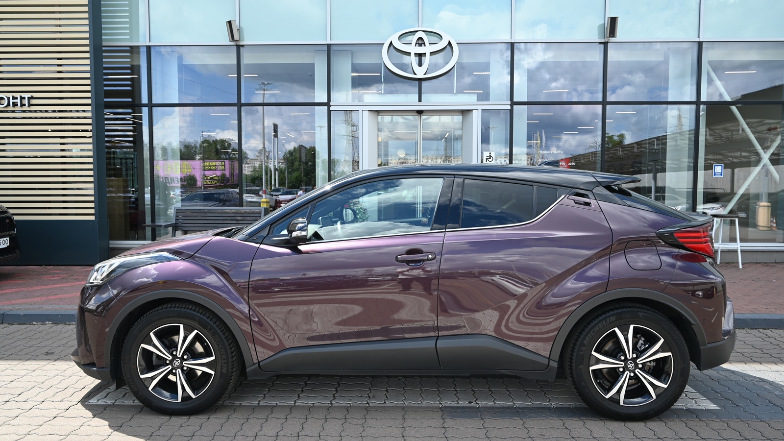 Toyota C-HR 2022 року з пробігом 52335 км, Хетчбек, Тойота Центр Київ "Сіті Плаза", м.Київ - 1294335 ГРН | Фото № 3
