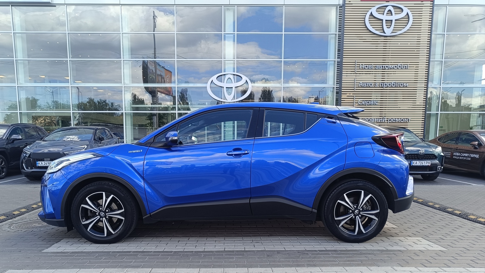 Toyota C-HR 2019 року, Хетчбек, Тойота Центр Київ "ВіДі Автострада", м.Київ | Фото № 3 Toyota C-HR 2019 року з пробігом 113632 км, Хетчбек, Тойота Центр Київ "ВіДі Автострада", м.Київ - 990000 ГРН | Фото № 3