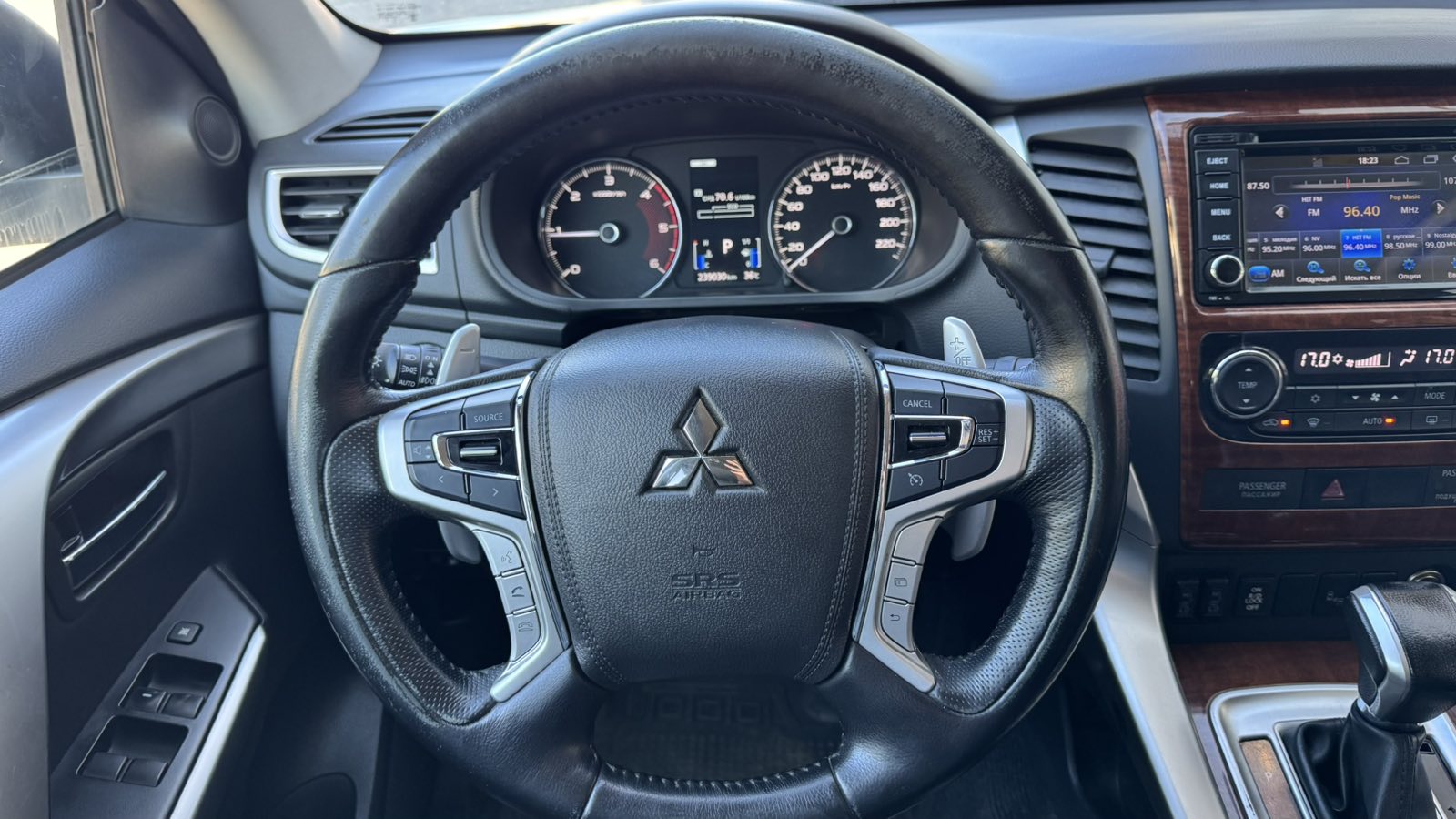 Інші авто MITSUBISHI PAJERO SPORT 2016 року, Універсал, Тойота Центр Київ "Автосаміт Укравто", м.Київ | Фото № 13 Інші авто MITSUBISHI PAJERO SPORT 2016 року з пробігом 238666 км, Універсал, Тойота Центр Київ "Автосаміт Укравто", м.Київ - 1200000 ГРН | Фото № 13