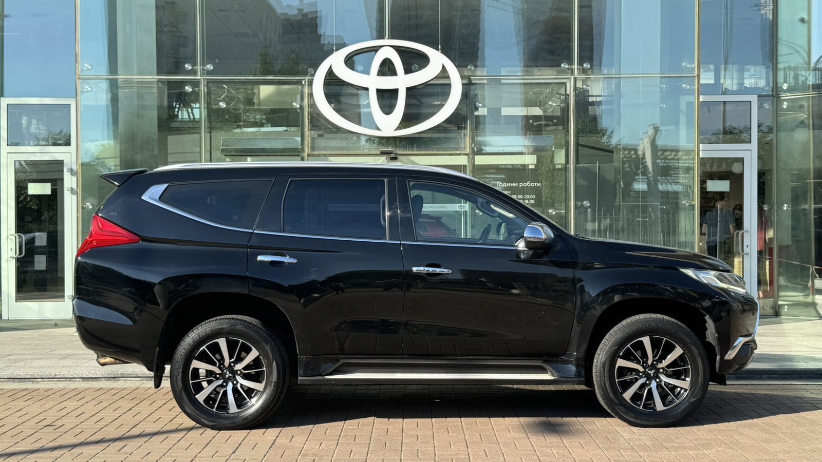 Інші авто MITSUBISHI PAJERO SPORT 2016 року, Універсал, Тойота Центр Київ "Автосаміт Укравто", м.Київ | Фото № 16 Інші авто MITSUBISHI PAJERO SPORT 2016 року з пробігом 238666 км, Універсал, Тойота Центр Київ "Автосаміт Укравто", м.Київ - 1200000 ГРН | Фото № 16