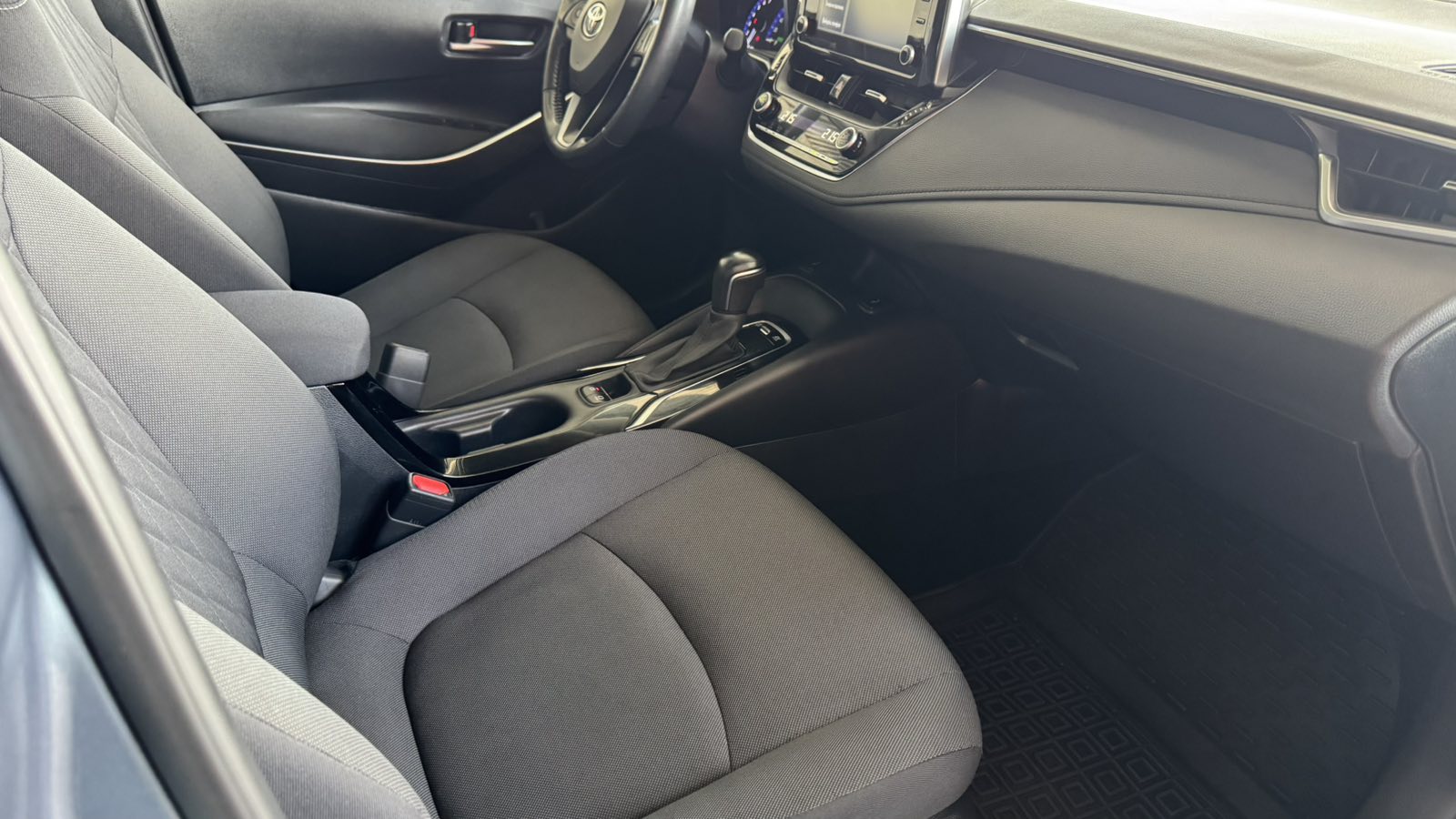 Toyota COROLLA 2021 року з пробігом 94704 км, Седан, Тойота Центр Київ "Автосаміт Укравто", м.Київ - 1201200 ГРН | Фото № 6