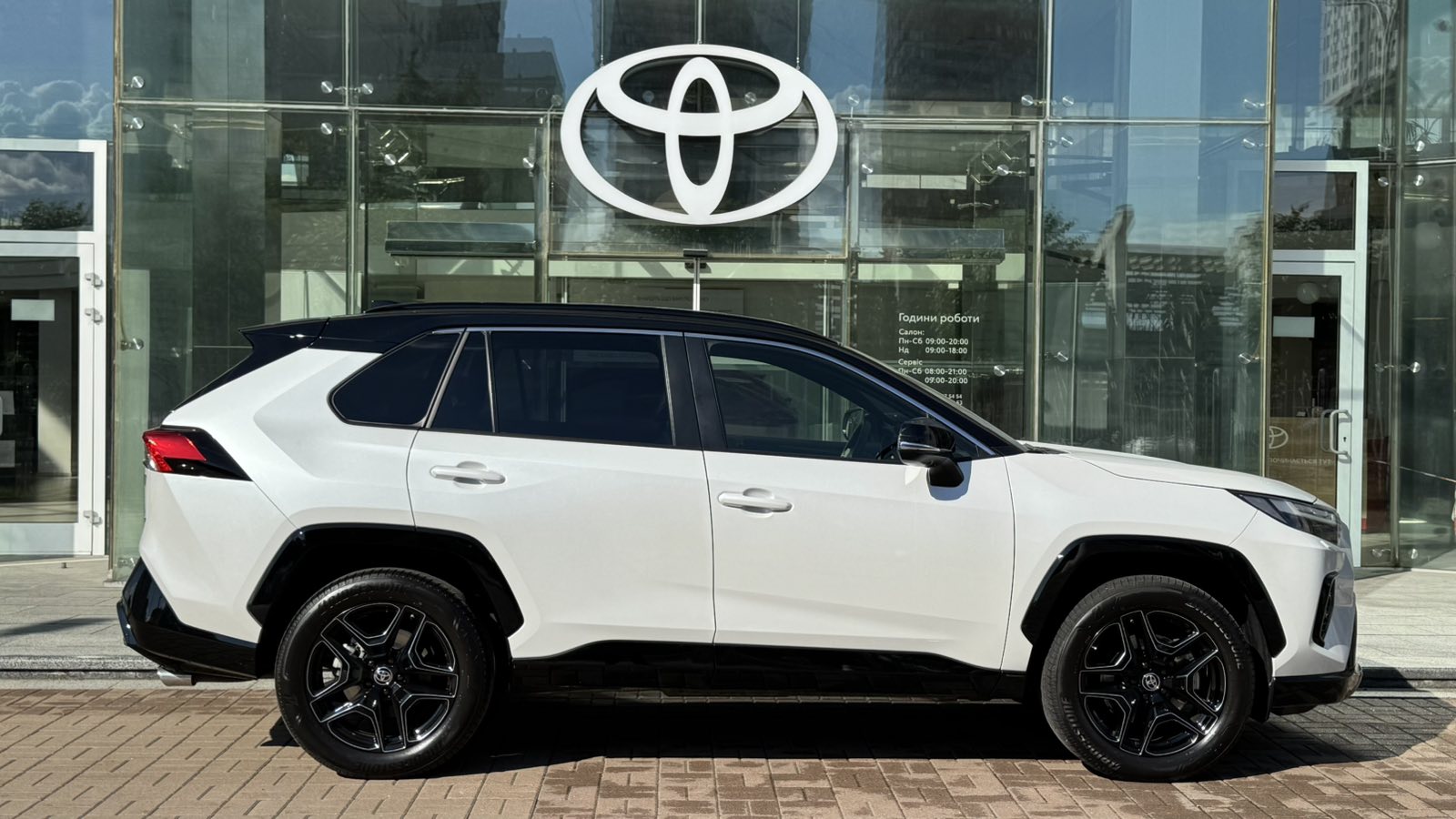 Toyota RAV4 2024 року з пробігом 8066 км, Універсал, Тойота Центр Київ "Автосаміт Укравто", м.Київ - 2385000 ГРН | Фото № 16