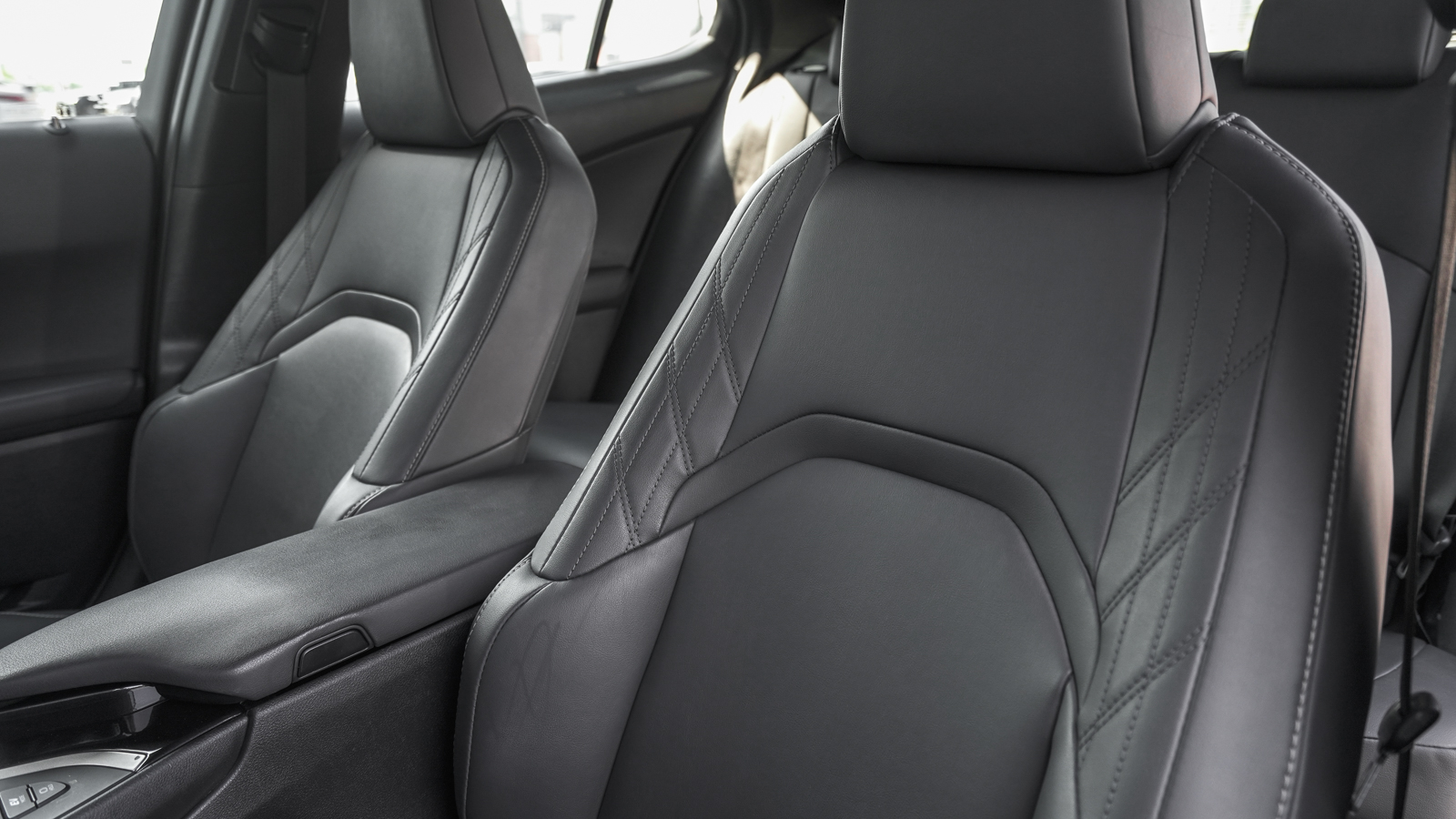 Lexus UX 2022 року, Хетчбек, Лексус Львів, м.Львів | Фото № 17 Lexus UX 2022 року з пробігом 111639 км, Хетчбек, Лексус Львів, м.Львів - 1341000 ГРН | Фото № 17