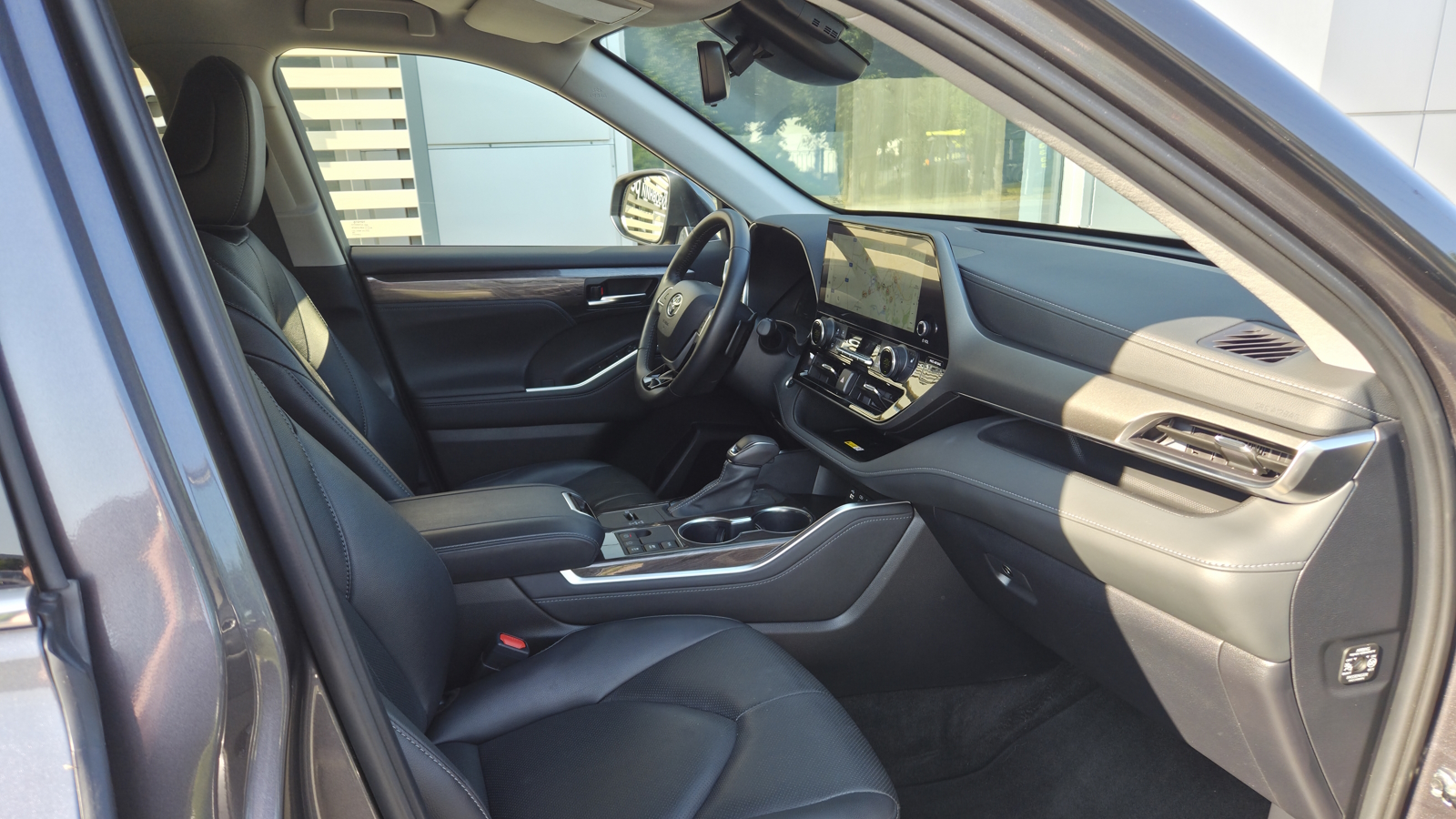 Toyota HIGHLANDER 2024 року, Універсал, Тойота Центр Кропивницький "Мотор - Олві", м.Кропивницький | Фото № 6 Toyota HIGHLANDER 2024 року з пробігом 39641 км, Універсал, Тойота Центр Кропивницький "Мотор - Олві", м.Кропивницький - 2450000 ГРН | Фото № 6
