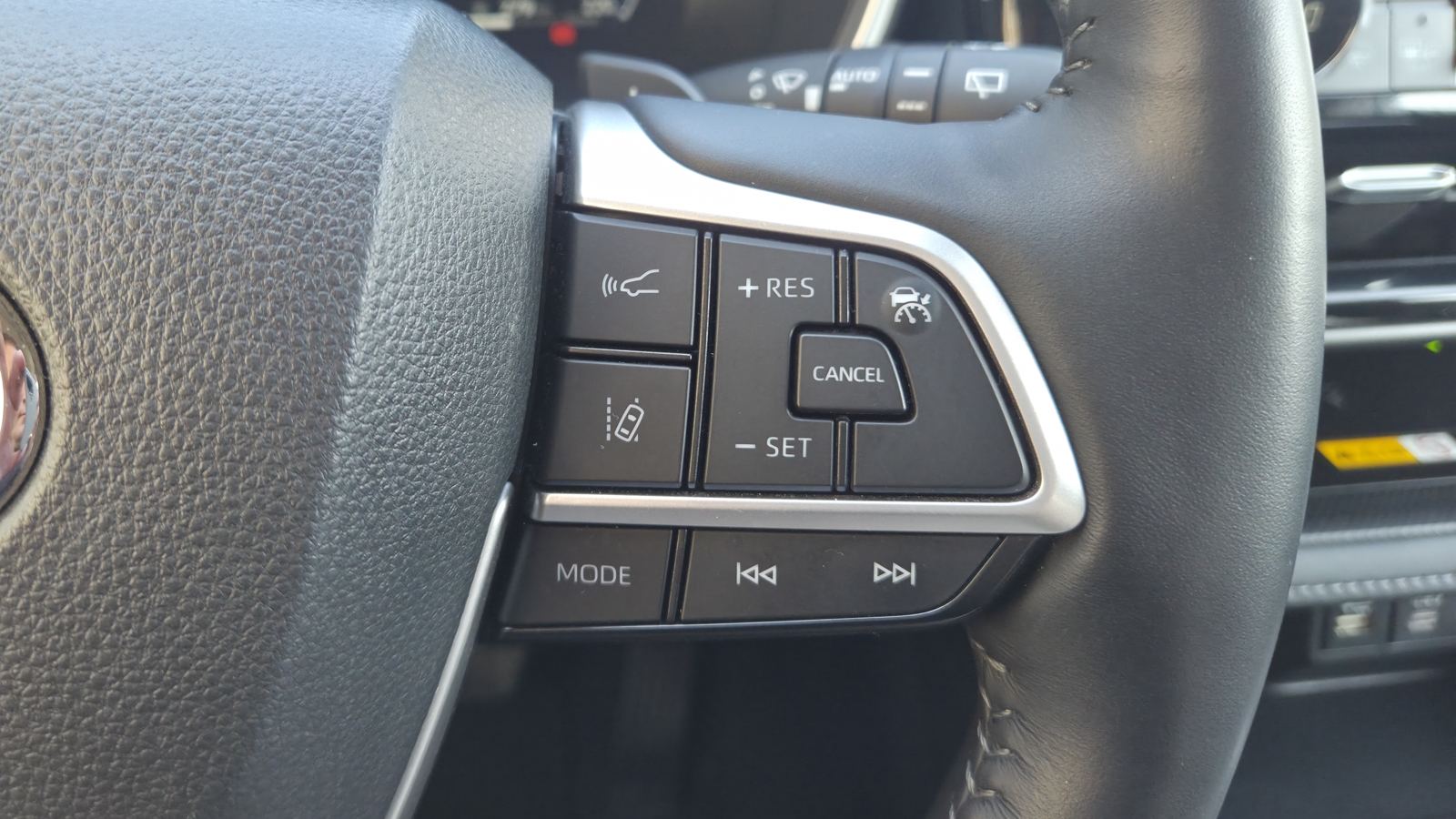 Toyota HIGHLANDER 2024 року, Універсал, Тойота Центр Кропивницький "Мотор - Олві", м.Кропивницький | Фото № 19 Toyota HIGHLANDER 2024 року з пробігом 39641 км, Універсал, Тойота Центр Кропивницький "Мотор - Олві", м.Кропивницький - 2450000 ГРН | Фото № 19
