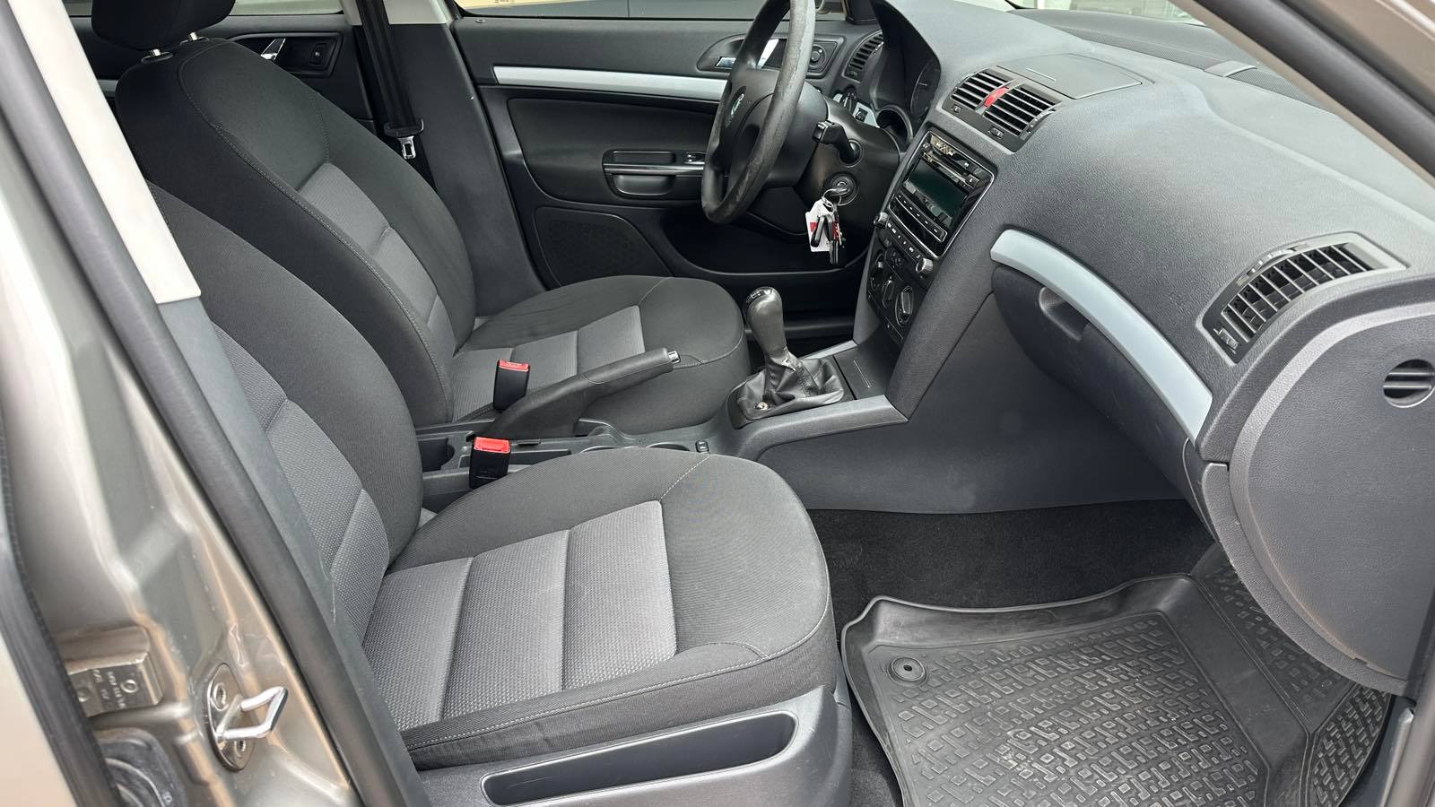 Інші авто SKODA OCTAVIA 2007 року, Хетчбек, Тойота Центр Київ «ВІДІ Аеропорт», м.Київ | Фото № 6 Інші авто SKODA OCTAVIA 2007 року з пробігом 152500 км, Хетчбек, Тойота Центр Київ «ВІДІ Аеропорт», м.Київ - 265000 ГРН | Фото № 6