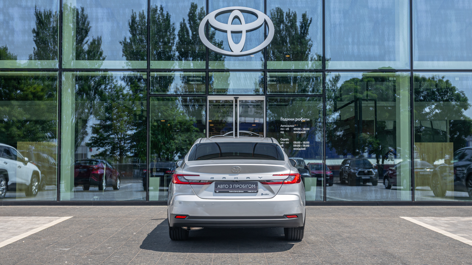 Toyota CAMRY 2025 року, Седан, Тойота Центр Дніпро "Алмаз Мотор" на Запорізькому шосе, м.Дніпро | Фото № 4 Toyota CAMRY 2025 року з пробігом 1691 км, Седан, Тойота Центр Дніпро "Алмаз Мотор" на Запорізькому шосе, м.Дніпро - 2150000 ГРН | Фото № 4