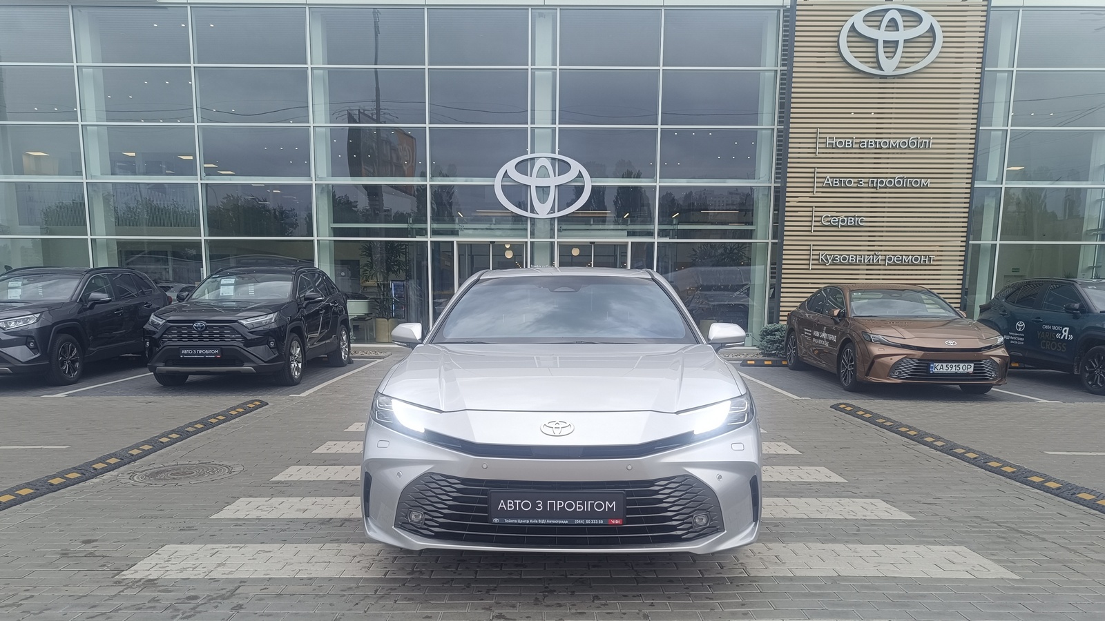 Toyota CAMRY 2025 року, Седан, Тойота Центр Київ "ВіДі Автострада", м.Київ | Фото № 5 Toyota CAMRY 2025 року з пробігом 35099 км, Седан, Тойота Центр Київ "ВіДі Автострада", м.Київ - 2140000 ГРН | Фото № 5