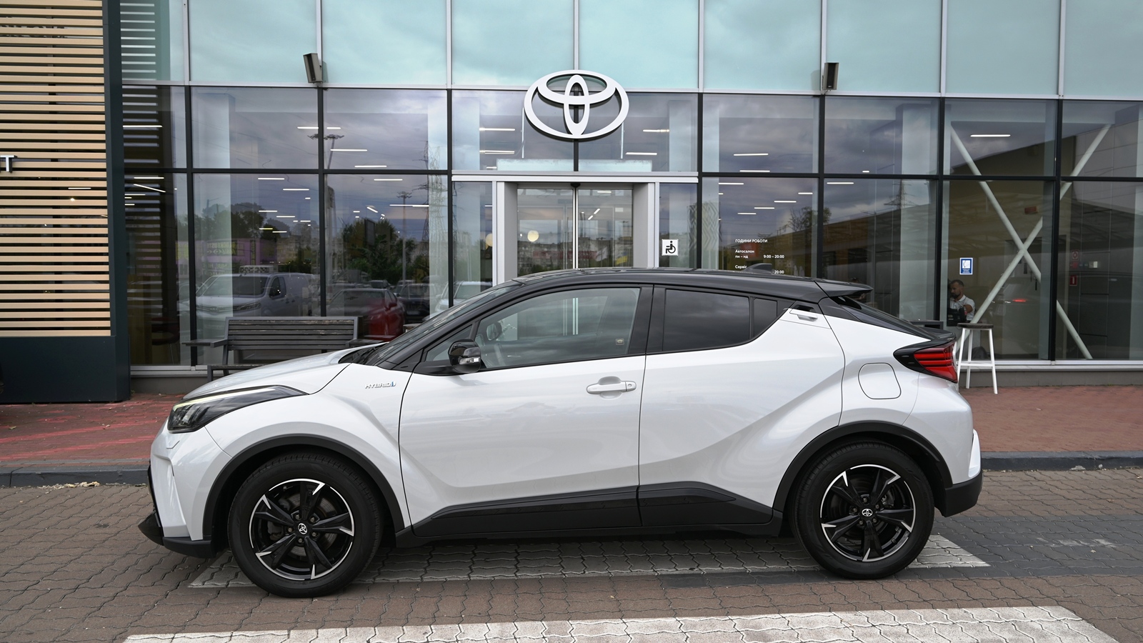 Toyota C-HR 2021 року з пробігом 88377 км, Хетчбек, Тойота Центр Київ "Сіті Плаза", м.Київ - 1260000 ГРН | Фото № 3