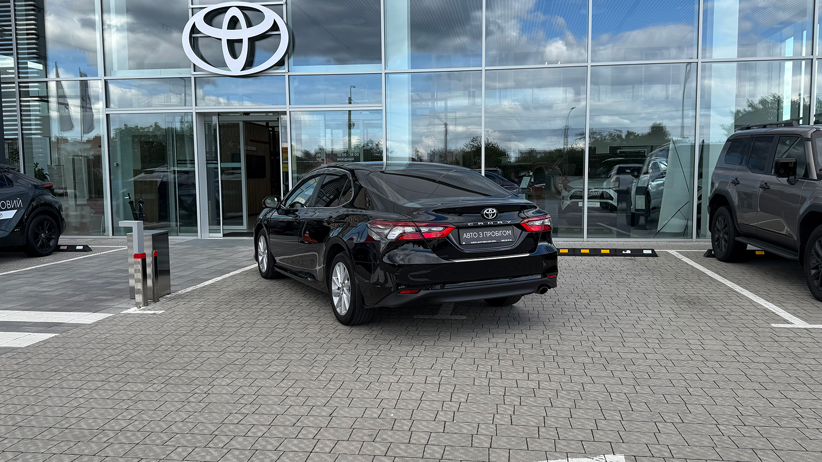 Toyota CAMRY 2023 року, Седан, Тойота Центр Рівне "Агат Авто", м.Рівне | Фото № 2 Toyota CAMRY 2023 року з пробігом 96360 км, Седан, Тойота Центр Рівне "Агат Авто", м.Рівне - 1216650 ГРН | Фото № 2