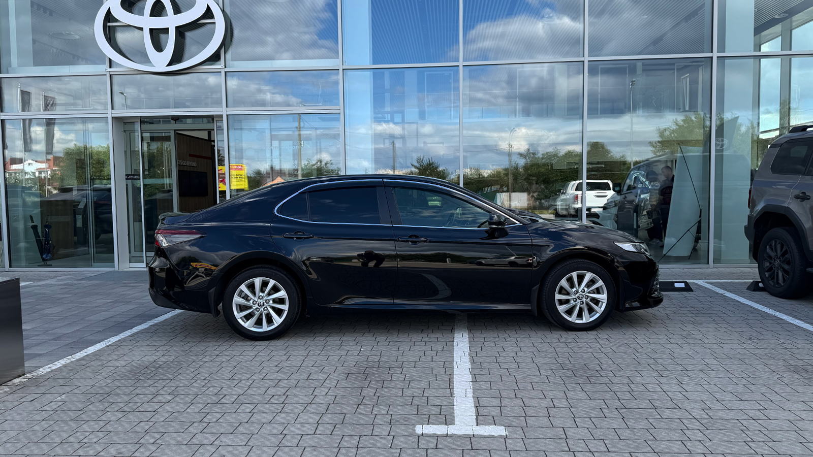 Toyota CAMRY 2023 року, Седан, Тойота Центр Рівне "Агат Авто", м.Рівне | Фото № 17 Toyota CAMRY 2023 року з пробігом 96360 км, Седан, Тойота Центр Рівне "Агат Авто", м.Рівне - 1216650 ГРН | Фото № 17