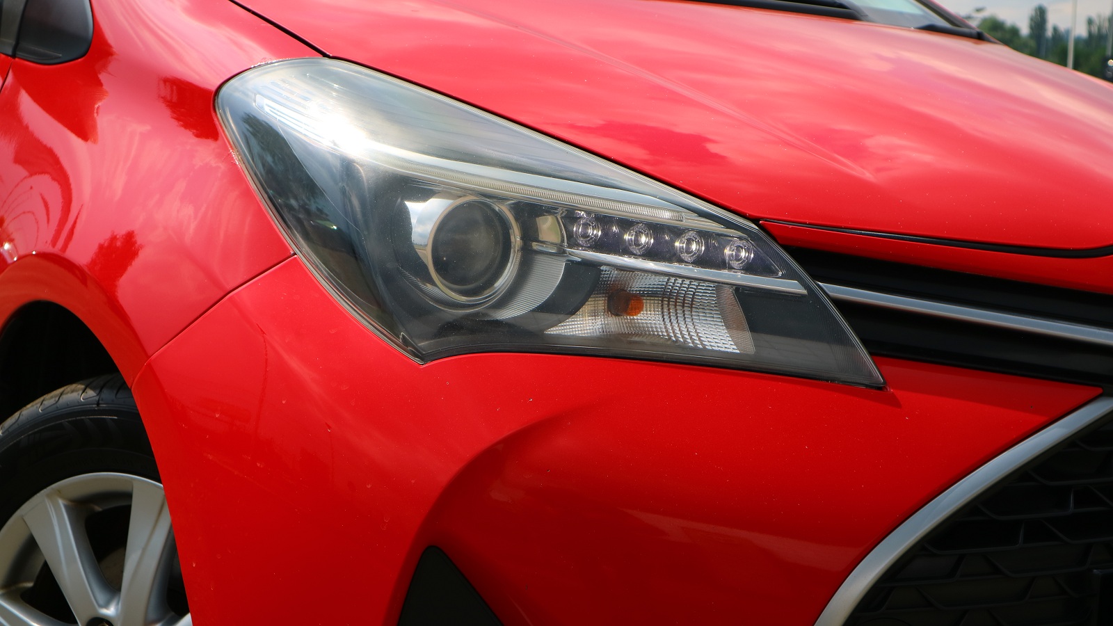 Toyota YARIS 2016 року, Хетчбек, Тойота Центр Київ "Автосаміт Укравто Столичне", м.Київ | Фото № 25 Toyota YARIS 2016 року з пробігом 176829 км, Хетчбек, Тойота Центр Київ "Автосаміт Укравто Столичне", м.Київ - 433000 ГРН | Фото № 25