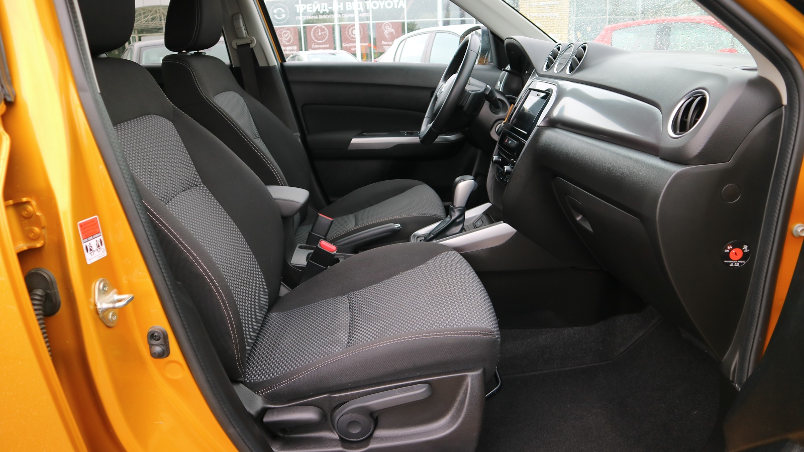 Інші авто SUZUKI Vitara 2019 року, Хетчбек, Тойота Центр Київ "Автосаміт Укравто Столичне", м.Київ | Фото № 6 Інші авто SUZUKI Vitara 2019 року з пробігом 142513 км, Хетчбек, Тойота Центр Київ "Автосаміт Укравто Столичне", м.Київ - 647000 ГРН | Фото № 6