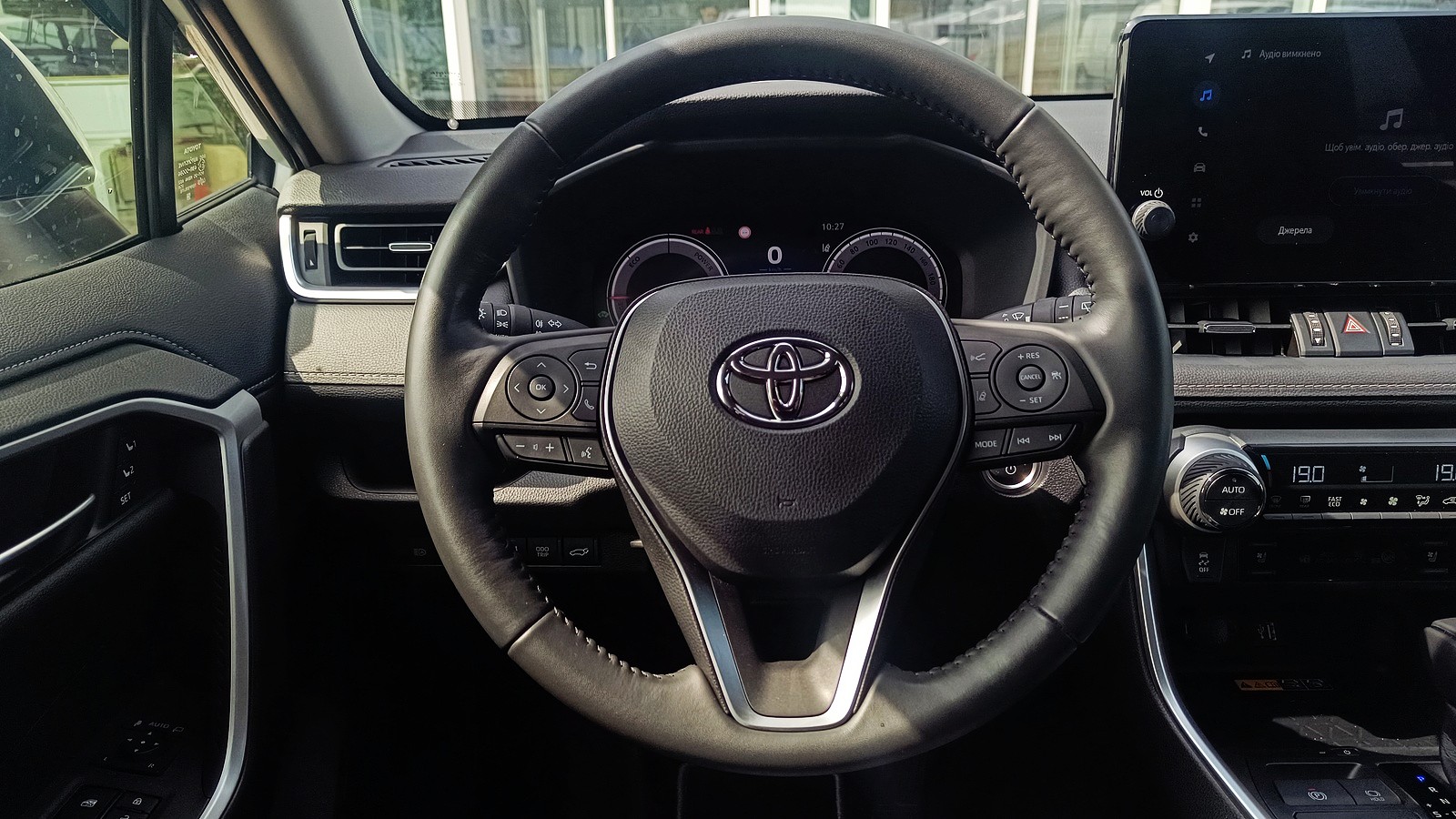 Toyota RAV4 2024 року, Універсал, Тойота Центр Київ "ВіДі Автострада", м.Київ | Фото № 9 Toyota RAV4 2024 року з пробігом 18459 км, Універсал, Тойота Центр Київ "ВіДі Автострада", м.Київ - 2170000 ГРН | Фото № 9
