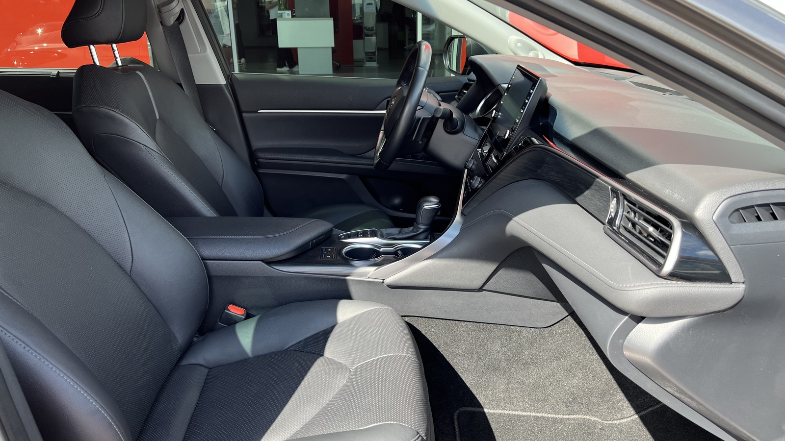 Toyota CAMRY 2024 року, Седан, Тойота Центр Вінниця "Преміум Мотор", м.Вінниця | Фото № 6 Toyota CAMRY 2024 року з пробігом 55434 км, Седан, Тойота Центр Вінниця "Преміум Мотор", м.Вінниця - 1650000 ГРН | Фото № 6