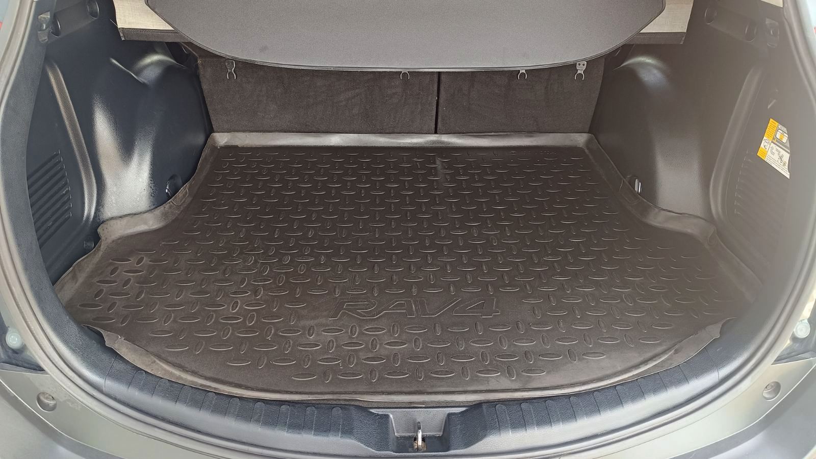 Toyota RAV4 2015 року з пробігом 187056 км, Універсал, Тойота Центр Київ «ВІДІ Аеропорт», м.Київ - 825000 ГРН | Фото № 10