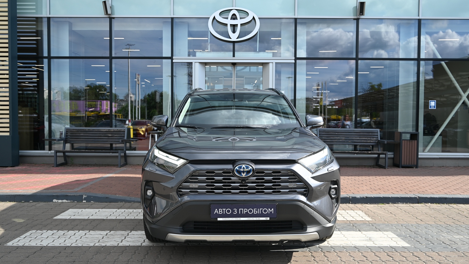 Toyota RAV4 2022 року, Універсал, Тойота Центр Київ "Сіті Плаза", м.Київ | Фото № 5 Toyota RAV4 2022 року з пробігом 56303 км, Універсал, Тойота Центр Київ "Сіті Плаза", м.Київ - 1824500 ГРН | Фото № 5