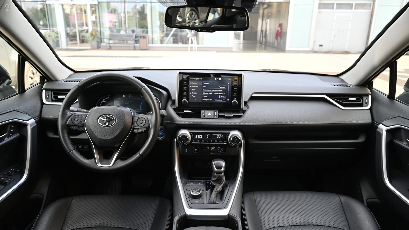 Toyota RAV4 2022 року, Універсал, Тойота Центр Київ "Сіті Плаза", м.Київ | Фото № 8 Toyota RAV4 2022 року з пробігом 56303 км, Універсал, Тойота Центр Київ "Сіті Плаза", м.Київ - 1824500 ГРН | Фото № 8