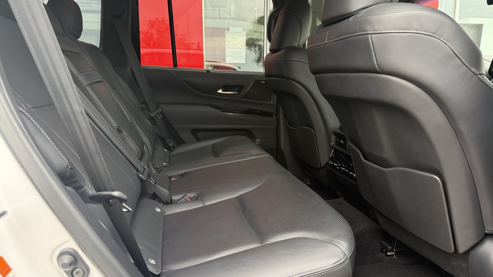 Lexus LX 2022 року з пробігом 60228 км, Універсал, Тойота Центр Вінниця "Преміум Мотор", м.Вінниця - 4700000 ГРН | Фото № 7