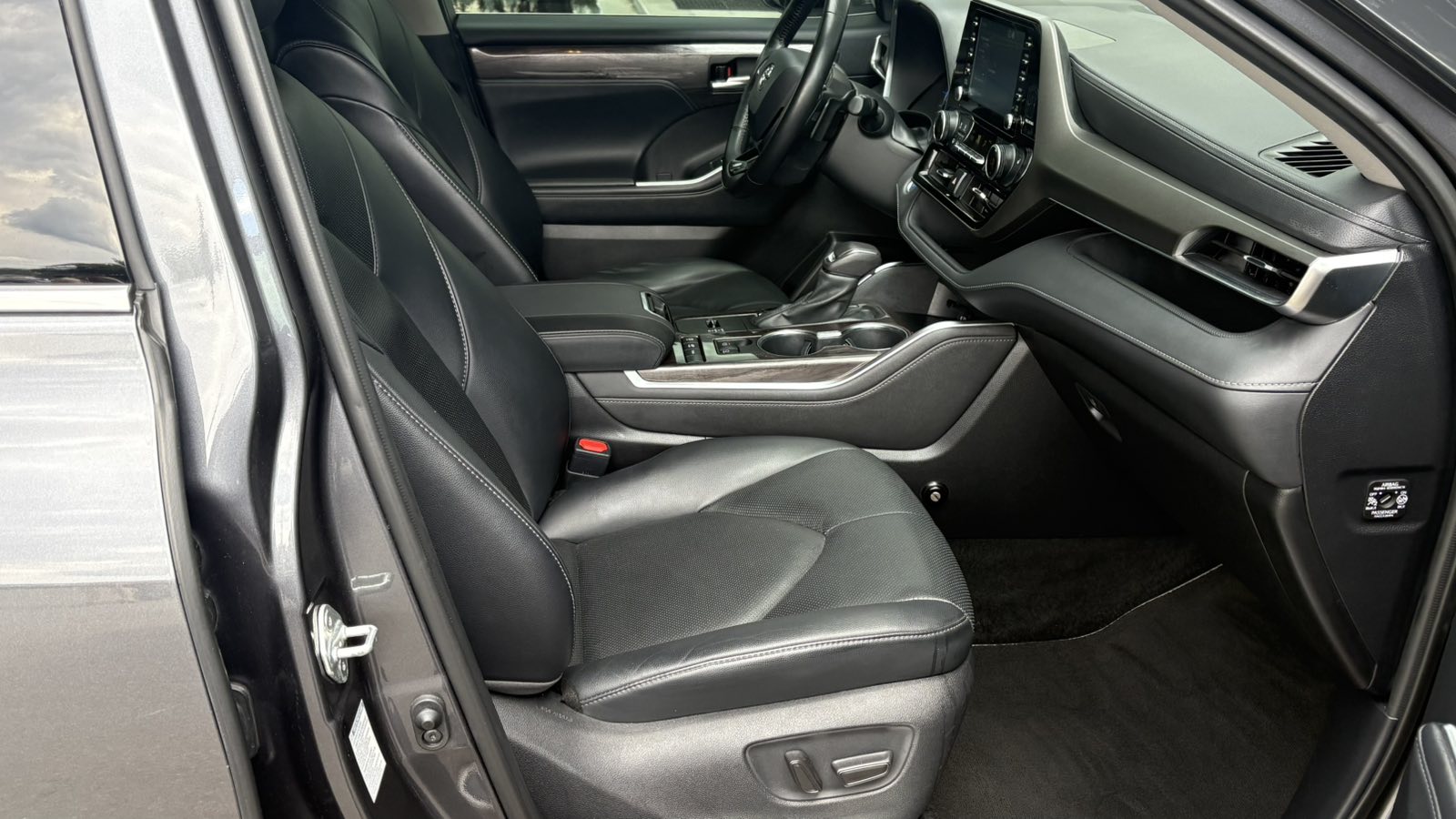 Toyota HIGHLANDER 2021 року, Універсал, Тойота Центр Київ "Автосаміт Укравто", м.Київ | Фото № 6 Toyota HIGHLANDER 2021 року з пробігом 79000 км, Універсал, Тойота Центр Київ "Автосаміт Укравто", м.Київ - 2380000 ГРН | Фото № 6