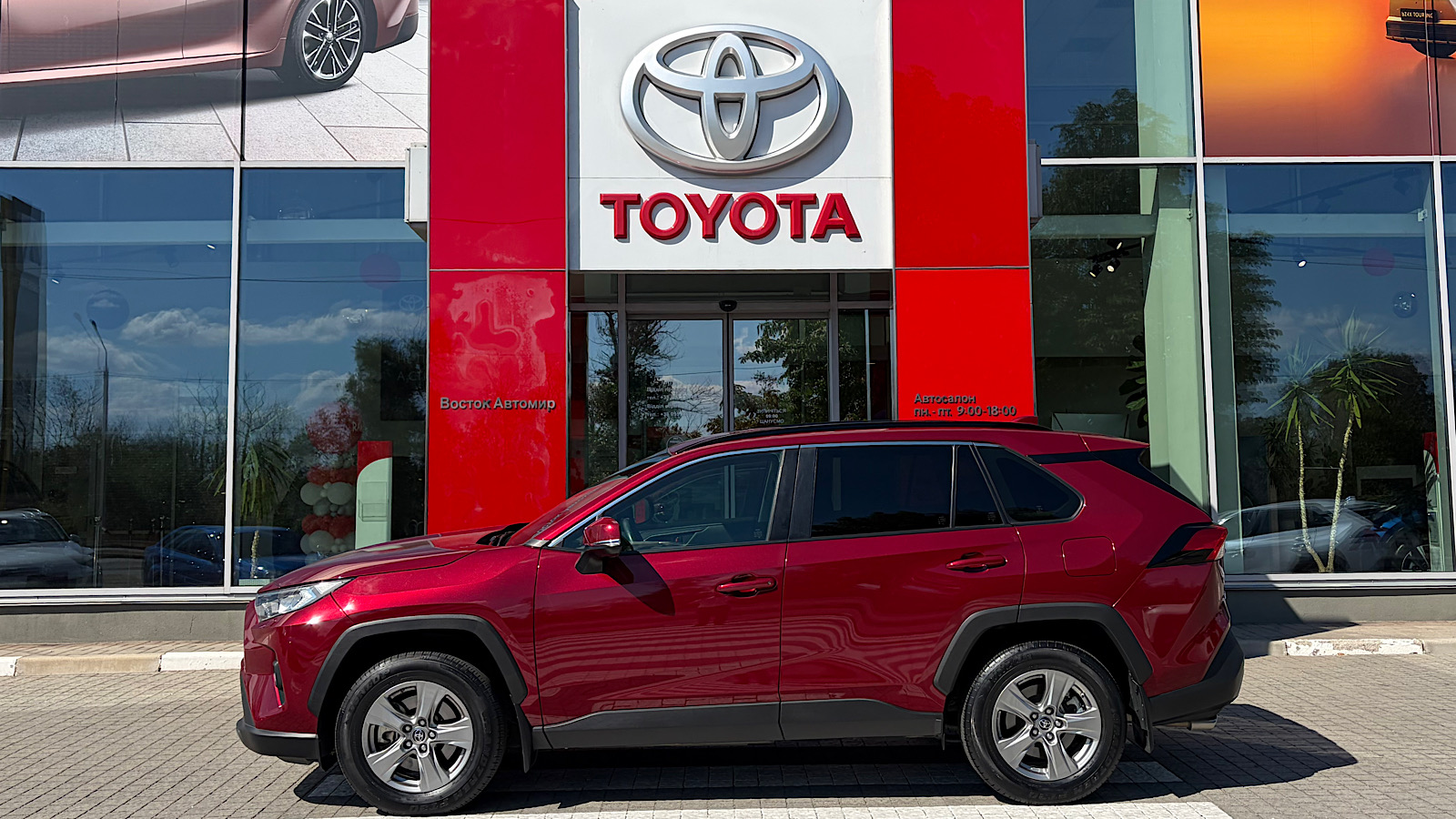 Toyota RAV4 2023 року з пробігом 28431 км, Універсал, Тойота Центр Запоріжжя "Восток Автомир", м.Запоріжжя - 1653900 ГРН | Фото № 3