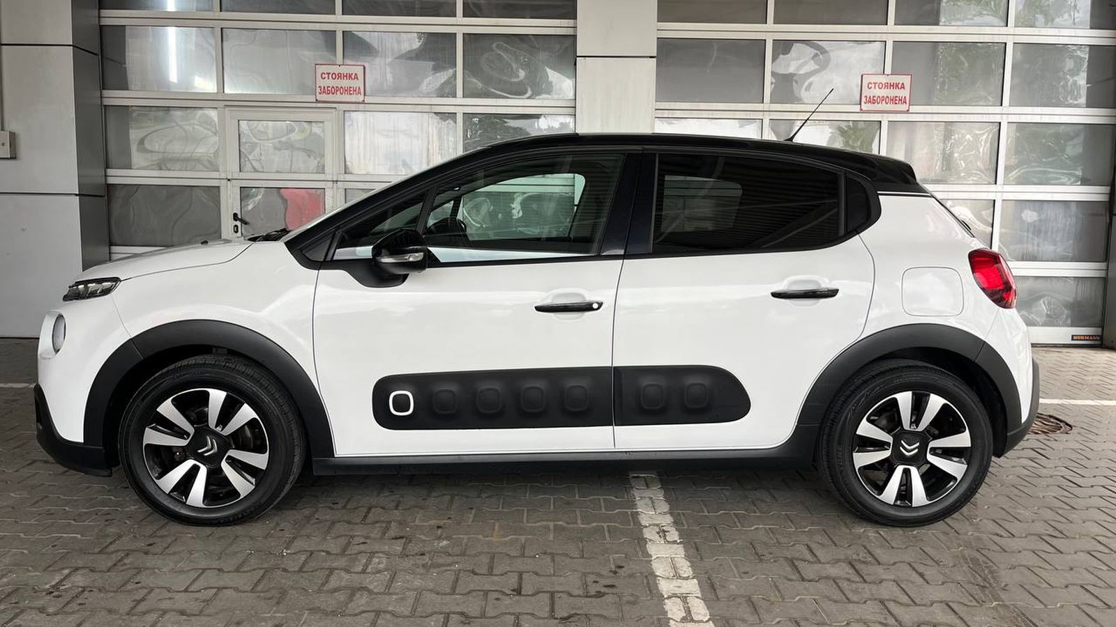 Інші авто CITROEN C3 2017 року, Хетчбек, Тойота Центр Хмельницький "Гранд Мотор", м.Хмельницький | Фото № 3 Інші авто CITROEN C3 2017 року з пробігом 59581 км, Хетчбек, Тойота Центр Хмельницький "Гранд Мотор", м.Хмельницький - 554000 ГРН | Фото № 3