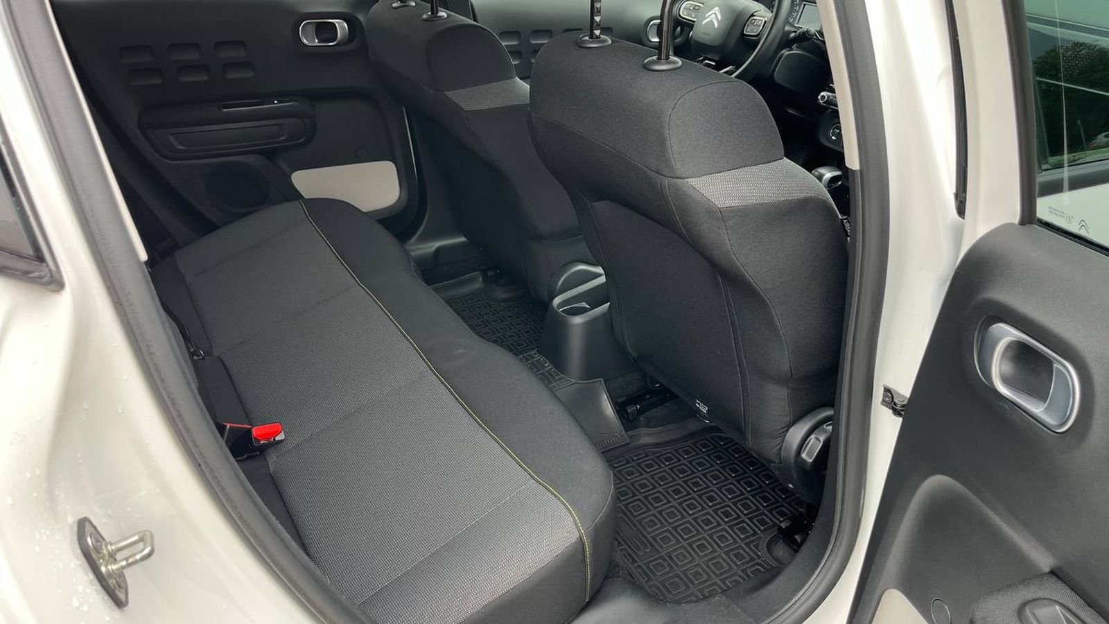 Інші авто CITROEN C3 2017 року, Хетчбек, Тойота Центр Хмельницький "Гранд Мотор", м.Хмельницький | Фото № 7 Інші авто CITROEN C3 2017 року з пробігом 59581 км, Хетчбек, Тойота Центр Хмельницький "Гранд Мотор", м.Хмельницький - 554000 ГРН | Фото № 7