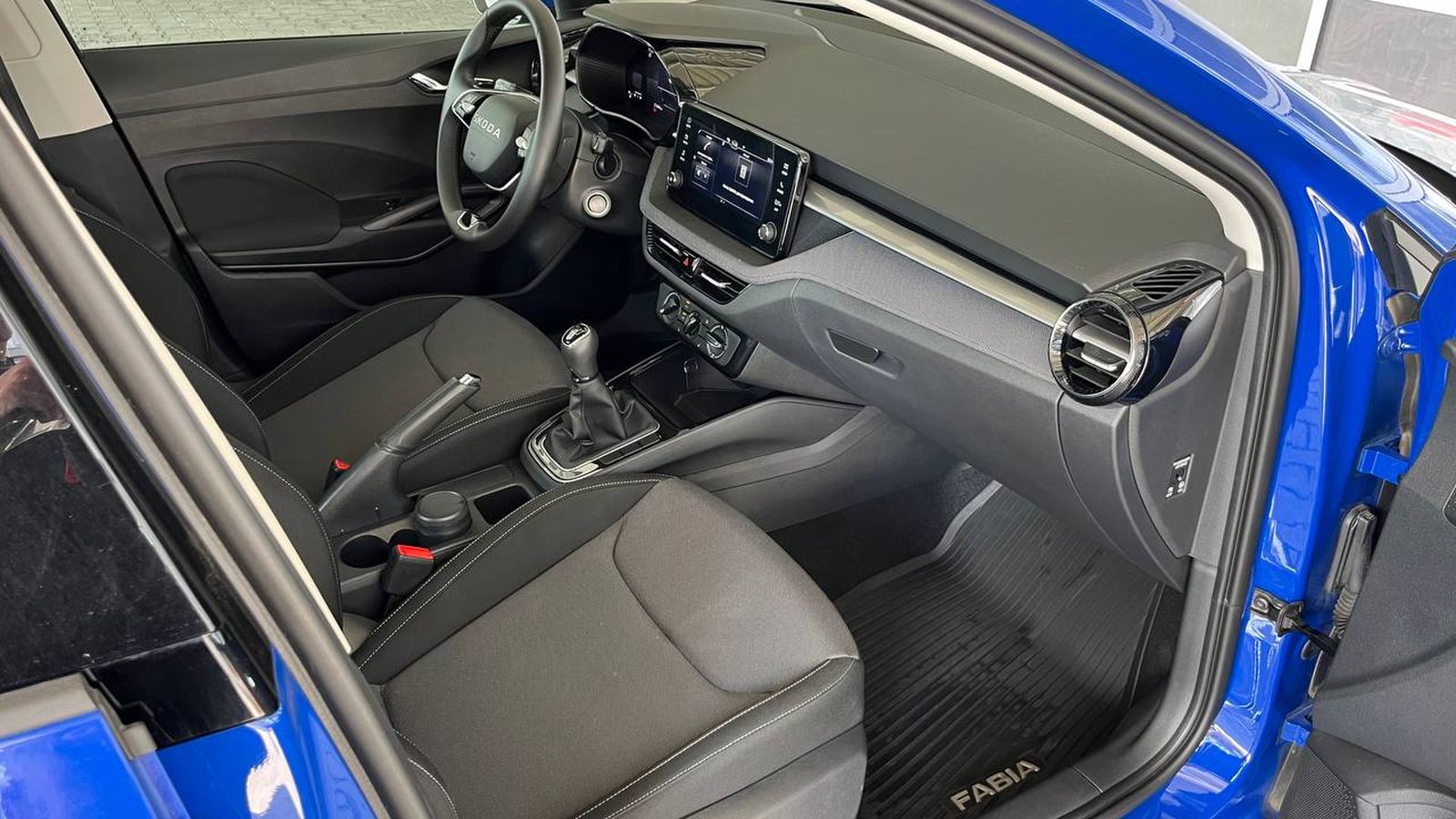 Інші авто SKODA FABIA 2025 року, Хетчбек, Тойота Центр Хмельницький "Гранд Мотор", м.Хмельницький | Фото № 6 Інші авто SKODA FABIA 2025 року з пробігом 21014 км, Хетчбек, Тойота Центр Хмельницький "Гранд Мотор", м.Хмельницький - 648000 ГРН | Фото № 6