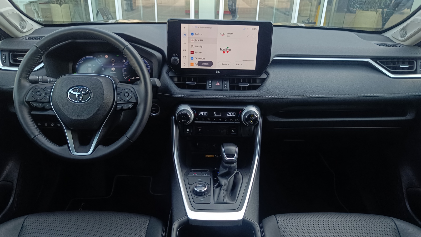 Toyota RAV4 2024 року, Універсал, Тойота Центр Київ "ВіДі Автострада", м.Київ | Фото № 8 Toyota RAV4 2024 року з пробігом 37613 км, Універсал, Тойота Центр Київ "ВіДі Автострада", м.Київ - 2120000 ГРН | Фото № 8