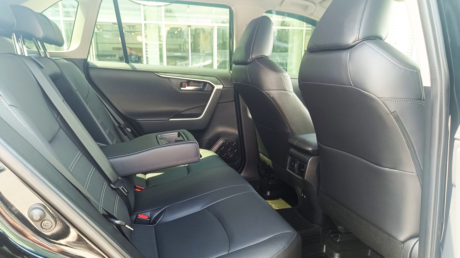Toyota RAV4 2019 року з пробігом 65359 км, Універсал, Тойота Центр Київ "ВіДі Автострада", м.Київ - 1248000 ГРН | Фото № 7