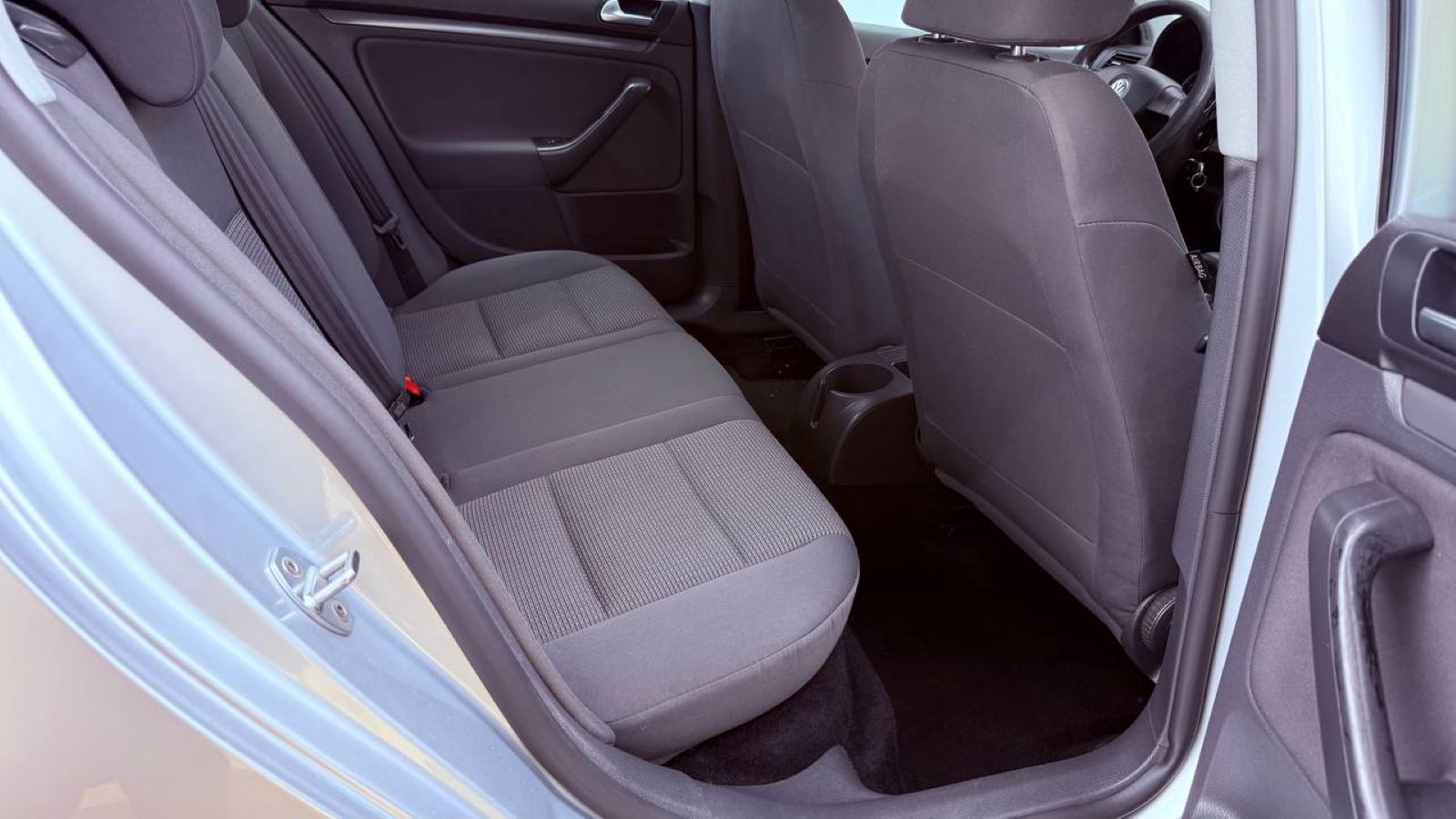 Інші авто VOLKSWAGEN JETTA 2006 року, Седан, Тойота Центр Одеса "Інжпроект", м.Одеса | Фото № 7 Інші авто VOLKSWAGEN JETTA 2006 року з пробігом 211861 км, Седан, Тойота Центр Одеса "Інжпроект", м.Одеса - 250000 ГРН | Фото № 7