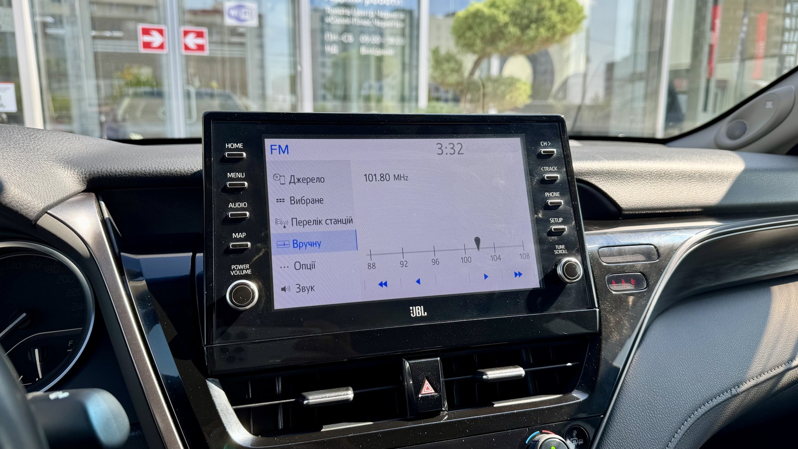 Toyota CAMRY 2021 року, Седан, Тойота Центр Чернігів "Соллі-Плюс", м.Чернігів | Фото № 14 Toyota CAMRY 2021 року з пробігом 33122 км, Седан, Тойота Центр Чернігів "Соллі-Плюс", м.Чернігів - 1360000 ГРН | Фото № 14
