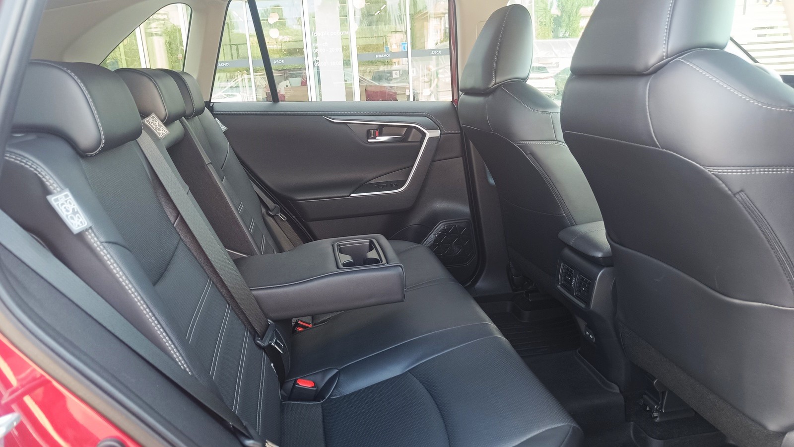 Toyota RAV4 2023 року з пробігом 40339 км, Універсал, Тойота Центр Київ "ВіДі Автострада", м.Київ - 1975000 ГРН | Фото № 7