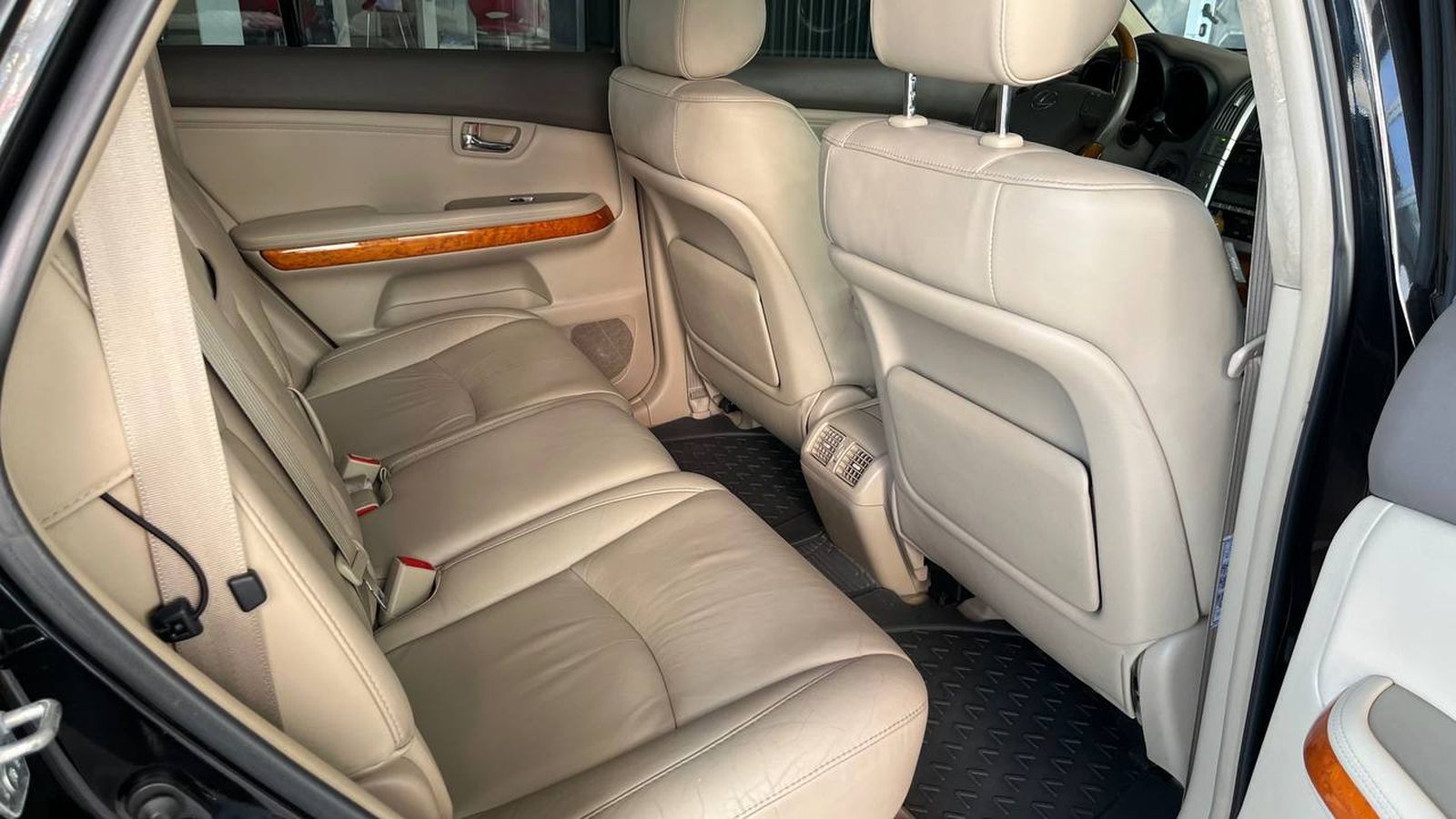 Lexus RX 2008 року, Універсал, Тойота Центр Хмельницький "Гранд Мотор", м.Хмельницький | Фото № 7 Lexus RX 2008 року з пробігом 184761 км, Універсал, Тойота Центр Хмельницький "Гранд Мотор", м.Хмельницький - 514000 ГРН | Фото № 7