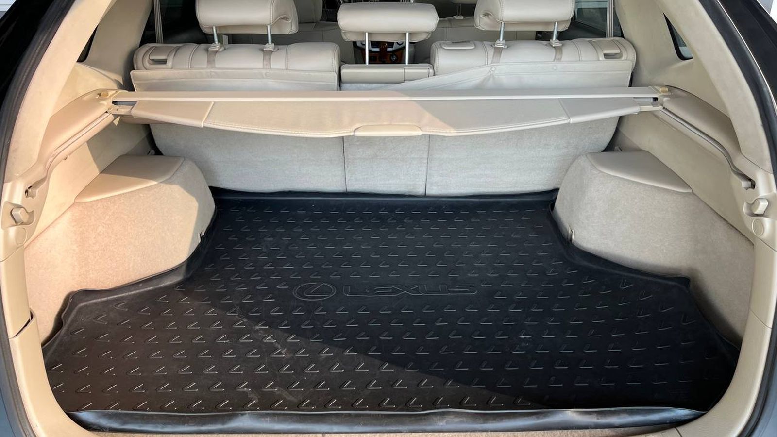 Lexus RX 2008 року, Універсал, Тойота Центр Хмельницький "Гранд Мотор", м.Хмельницький | Фото № 10 Lexus RX 2008 року з пробігом 184761 км, Універсал, Тойота Центр Хмельницький "Гранд Мотор", м.Хмельницький - 514000 ГРН | Фото № 10