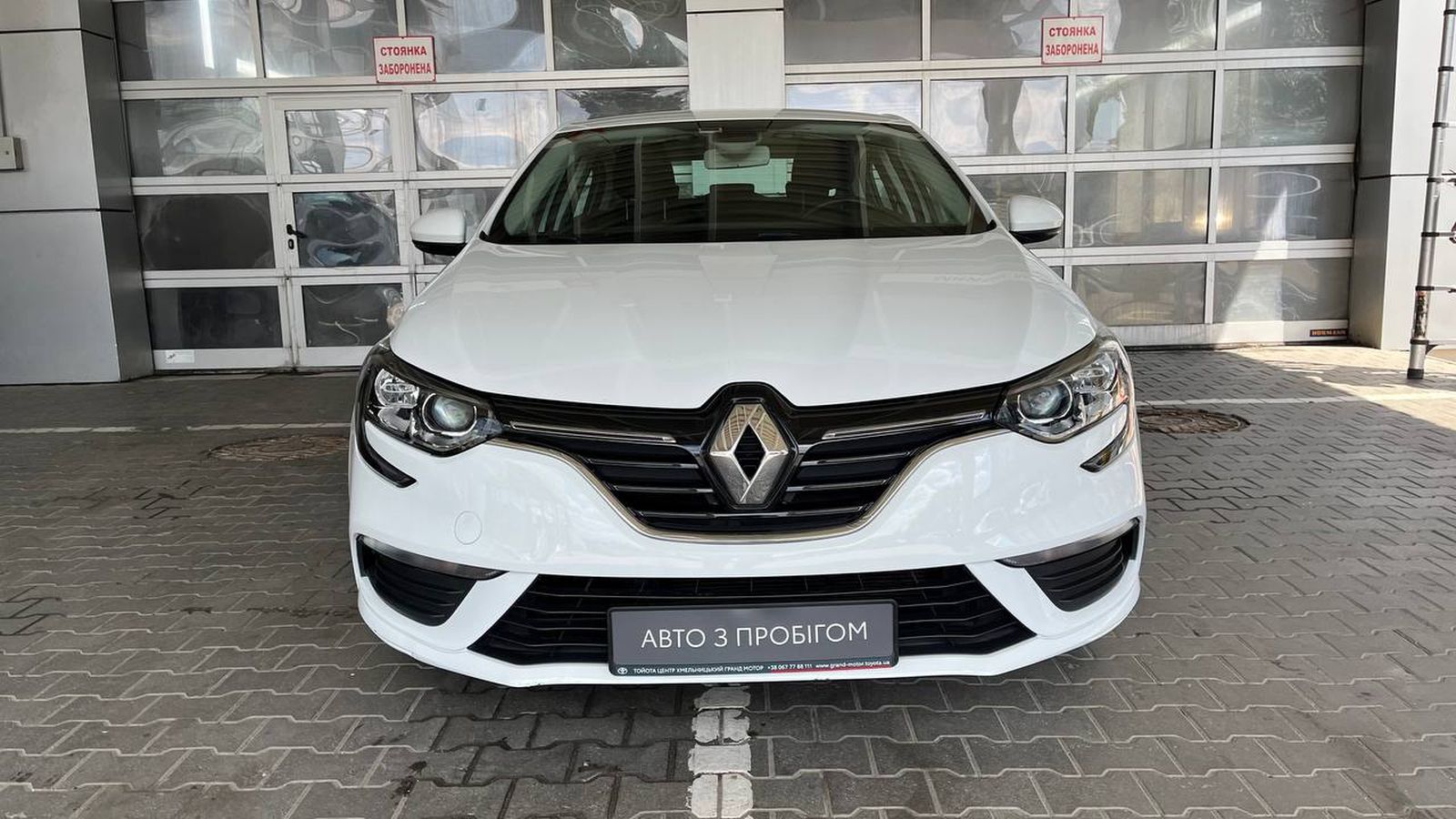 Інші авто RENAULT MEGANE 2020 року, Седан, Тойота Центр Хмельницький "Гранд Мотор", м.Хмельницький | Фото № 5 Інші авто RENAULT MEGANE 2020 року з пробігом 41979 км, Седан, Тойота Центр Хмельницький "Гранд Мотор", м.Хмельницький - 737400 ГРН | Фото № 5