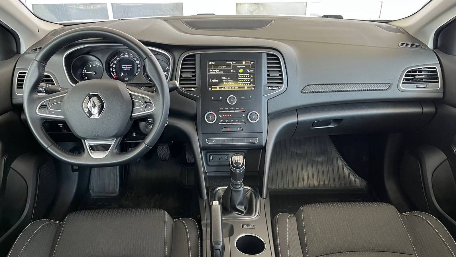 Інші авто RENAULT MEGANE 2020 року, Седан, Тойота Центр Хмельницький "Гранд Мотор", м.Хмельницький | Фото № 8 Інші авто RENAULT MEGANE 2020 року з пробігом 41979 км, Седан, Тойота Центр Хмельницький "Гранд Мотор", м.Хмельницький - 737400 ГРН | Фото № 8