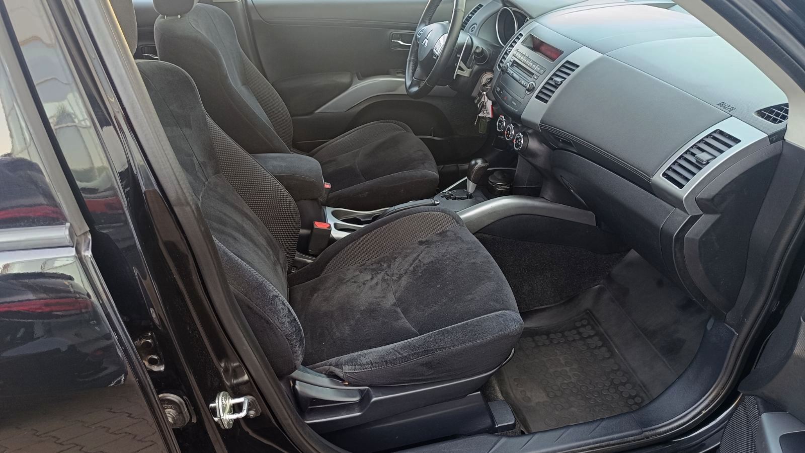 Інші авто MITSUBISHI OUTLANDER XL 2012 року з пробігом 205009 км, Універсал, Тойота Центр Київ «ВІДІ Аеропорт», м.Київ - 460000 ГРН | Фото № 6