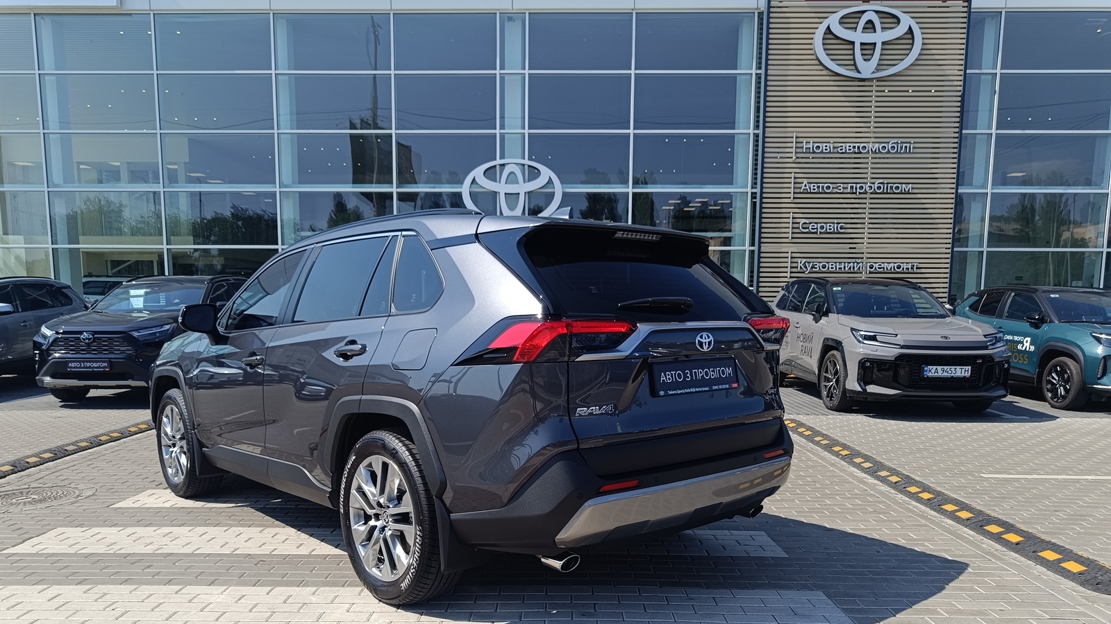 Toyota RAV4 2025 року, Універсал, Тойота Центр Київ "ВіДі Автострада", м.Київ | Фото № 2 Toyota RAV4 2025 року з пробігом 21387 км, Універсал, Тойота Центр Київ "ВіДі Автострада", м.Київ - 1905000 ГРН | Фото № 2