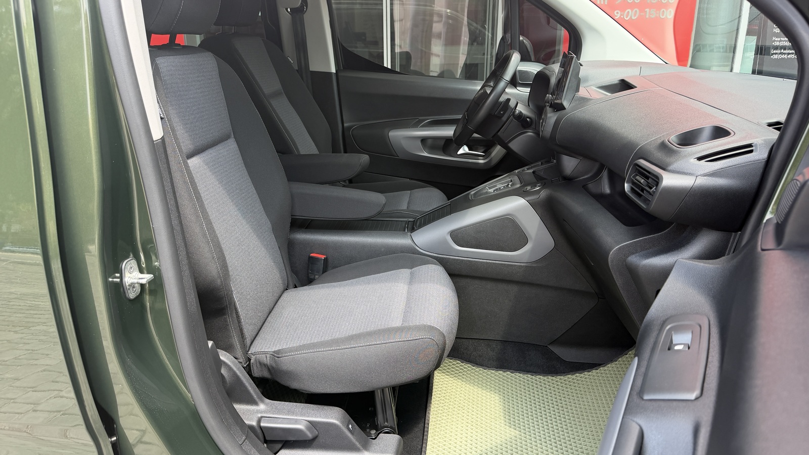 Toyota PROACE CITY VERSO 2024 року, Універсал, Тойота Центр Кривий Ріг "Алмаз Сістем", м.Кривий Ріг | Фото № 6 Toyota PROACE CITY VERSO 2024 року з пробігом 118785 км, Універсал, Тойота Центр Кривий Ріг "Алмаз Сістем", м.Кривий Ріг - 1180000 ГРН | Фото № 6