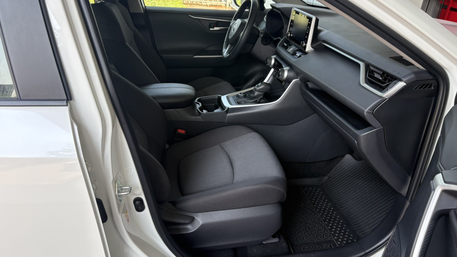 Toyota RAV4 2019 року з пробігом 37082 км, Універсал, Тойота Центр Київ "Автосаміт Укравто", м.Київ - 1479000 ГРН | Фото № 6