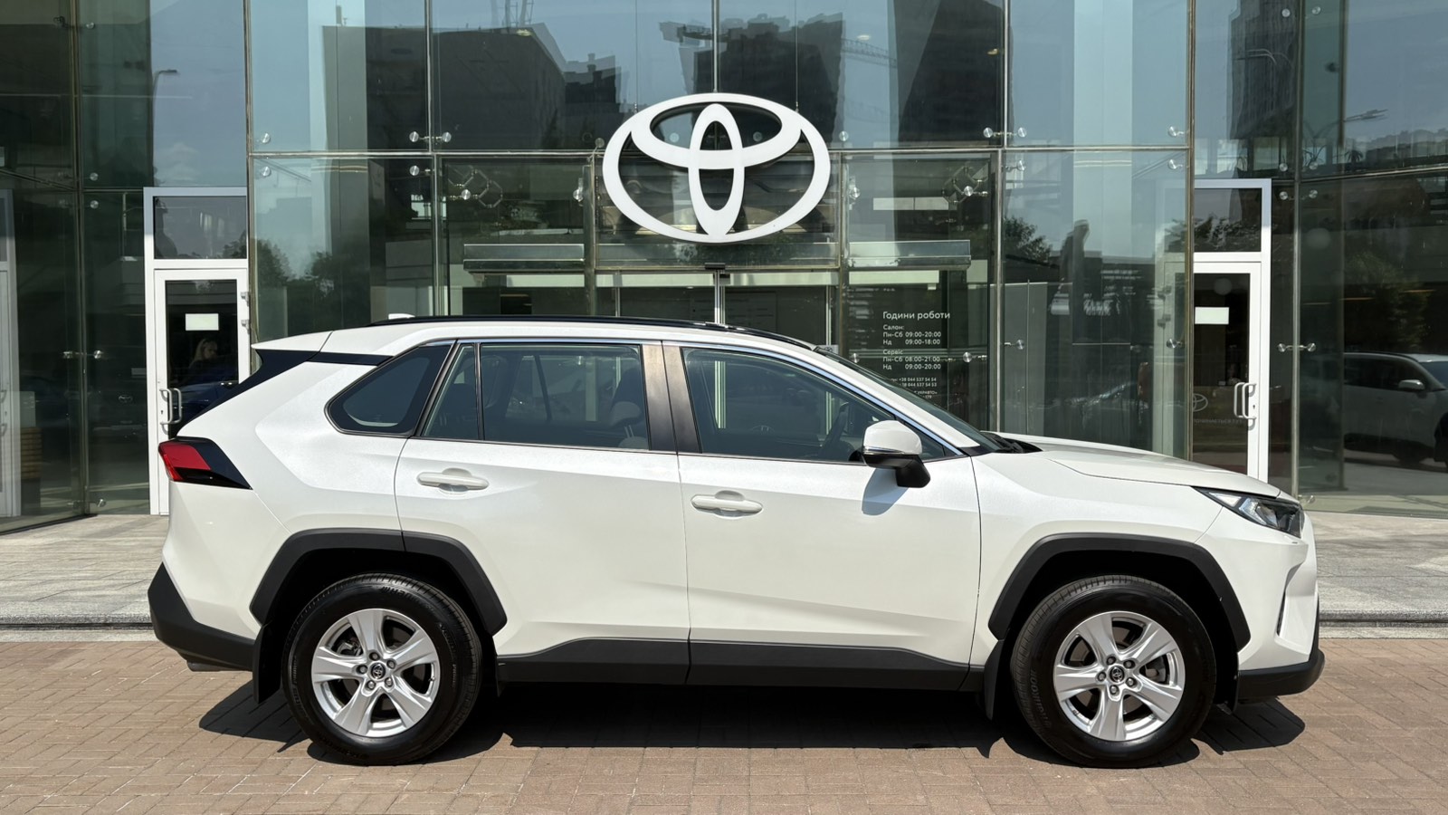 Toyota RAV4 2019 року з пробігом 37082 км, Універсал, Тойота Центр Київ "Автосаміт Укравто", м.Київ - 1479000 ГРН | Фото № 16