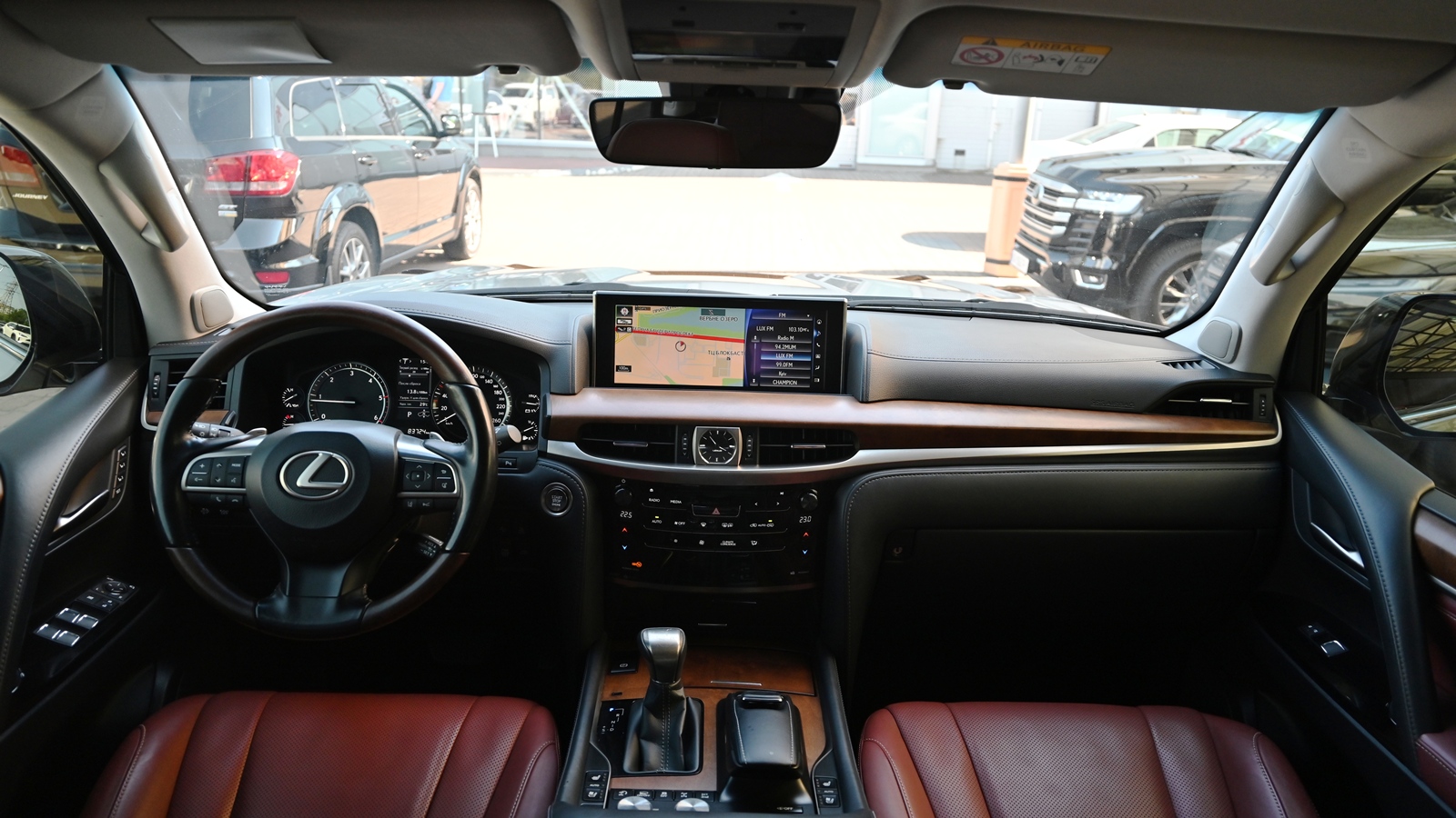 Lexus LX 2018 року, Універсал, Тойота Центр Київ "Сіті Плаза", м.Київ | Фото № 8 Lexus LX 2018 року з пробігом 83724 км, Універсал, Тойота Центр Київ "Сіті Плаза", м.Київ - 2926935 ГРН | Фото № 8