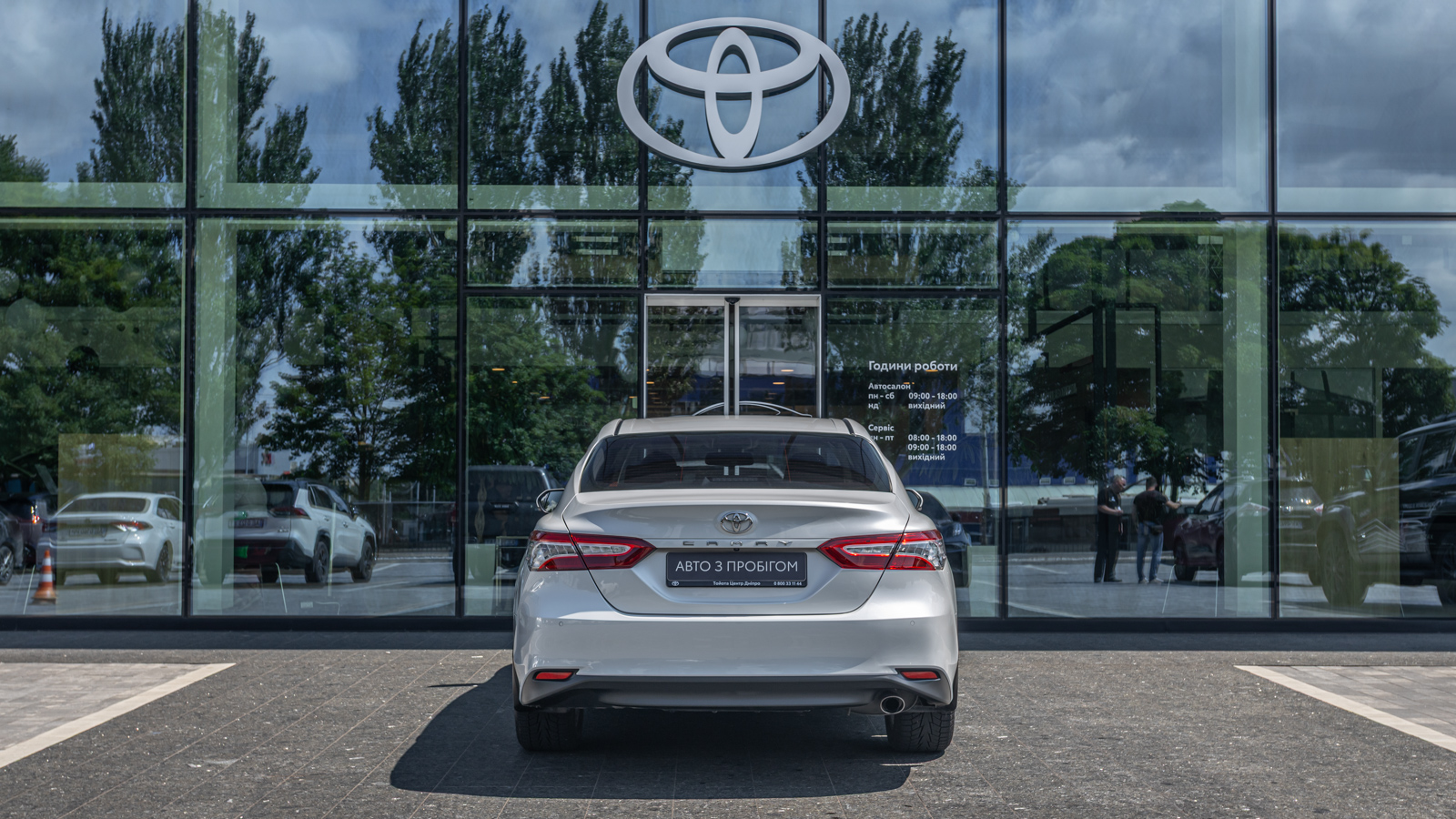 Toyota CAMRY 2019 року, Седан, Тойота Центр Дніпро "Алмаз Мотор" на Запорізькому шосе, м.Дніпро | Фото № 4 Toyota CAMRY 2019 року з пробігом 150035 км, Седан, Тойота Центр Дніпро "Алмаз Мотор" на Запорізькому шосе, м.Дніпро - 1115000 ГРН | Фото № 4