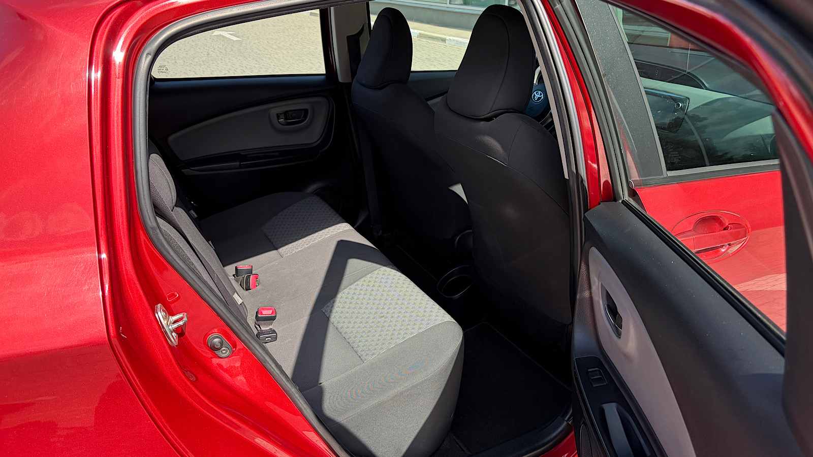 Toyota YARIS 2014 року, Хетчбек, Тойота Центр Запоріжжя "Восток Автомир", м.Запоріжжя | Фото № 7 Toyota YARIS 2014 року з пробігом 119000 км, Хетчбек, Тойота Центр Запоріжжя "Восток Автомир", м.Запоріжжя - 537600 ГРН | Фото № 7
