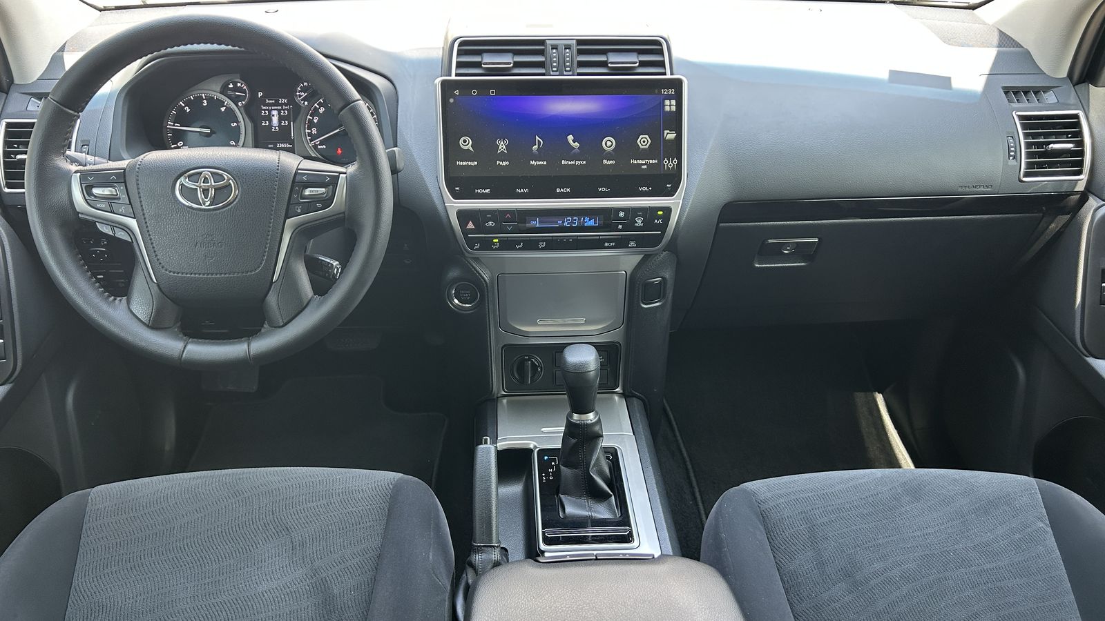 Toyota LAND CRUISER PRADO 2022 року, Універсал, Тойота Центр Чернівці "Олімп-Моторс", м.Чернівці | Фото № 8 Toyota LAND CRUISER PRADO 2022 року з пробігом 23655 км, Універсал, Тойота Центр Чернівці "Олімп-Моторс", м.Чернівці - 2220000 ГРН | Фото № 8