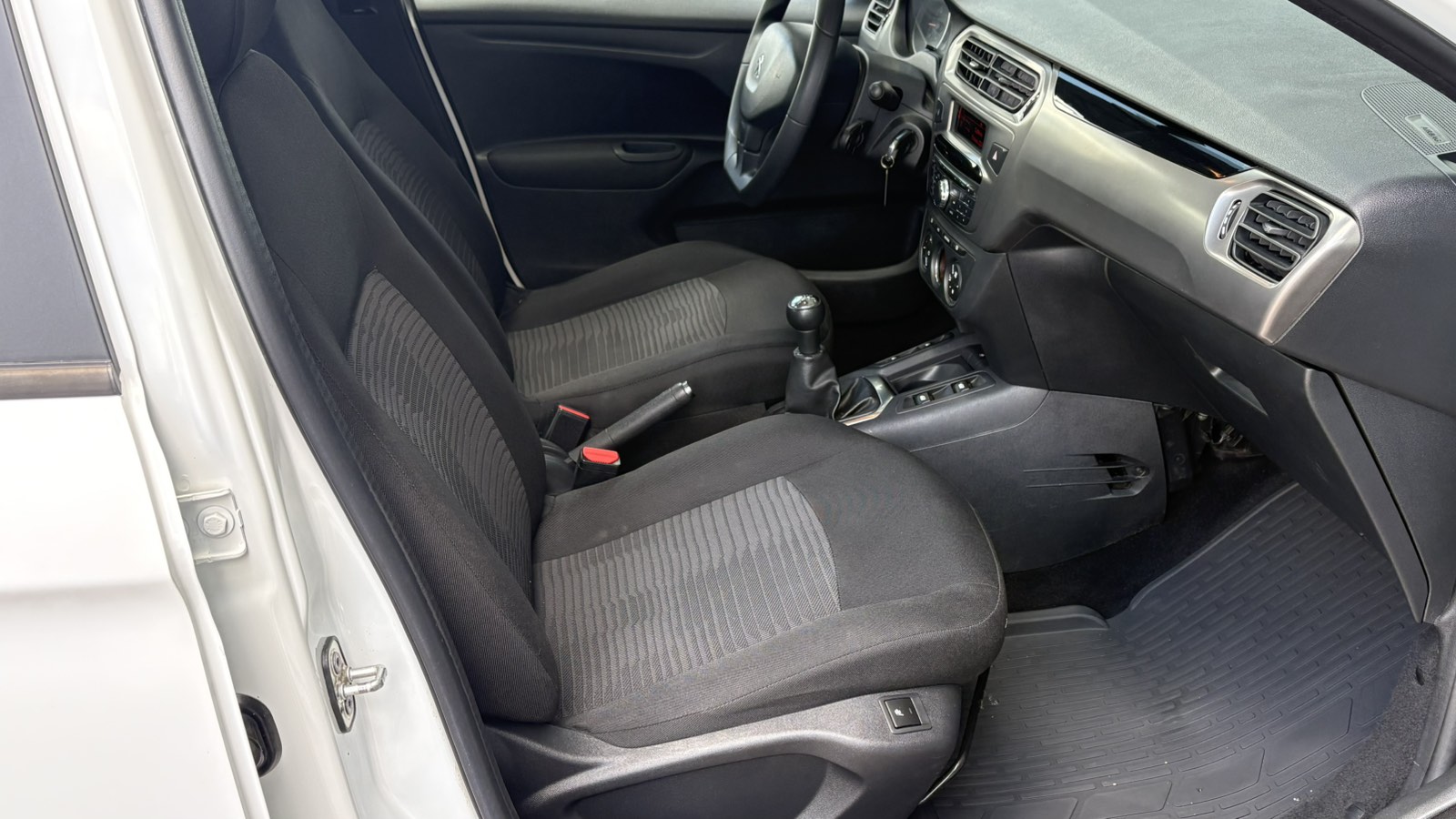 Інші авто PEUGEOT 301 2020 року, Седан, Тойота Центр Київ "Автосаміт Укравто", м.Київ | Фото № 6 Інші авто PEUGEOT 301 2020 року з пробігом 89005 км, Седан, Тойота Центр Київ "Автосаміт Укравто", м.Київ - 488347 ГРН | Фото № 6