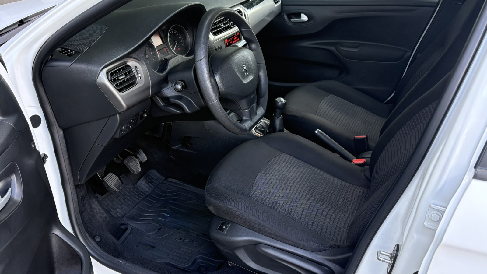 Інші авто PEUGEOT 301 2020 року, Седан, Тойота Центр Київ "Автосаміт Укравто", м.Київ | Фото № 12 Інші авто PEUGEOT 301 2020 року з пробігом 89005 км, Седан, Тойота Центр Київ "Автосаміт Укравто", м.Київ - 488347 ГРН | Фото № 12