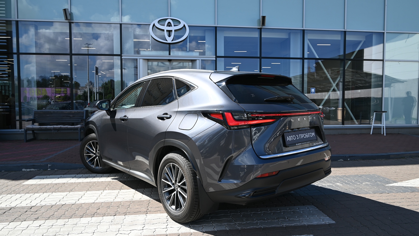 Lexus NX 2024 року, Універсал, Тойота Центр Київ "Сіті Плаза", м.Київ | Фото № 2 Lexus NX 2024 року з пробігом 3843 км, Універсал, Тойота Центр Київ "Сіті Плаза", м.Київ - 2555870 ГРН | Фото № 2