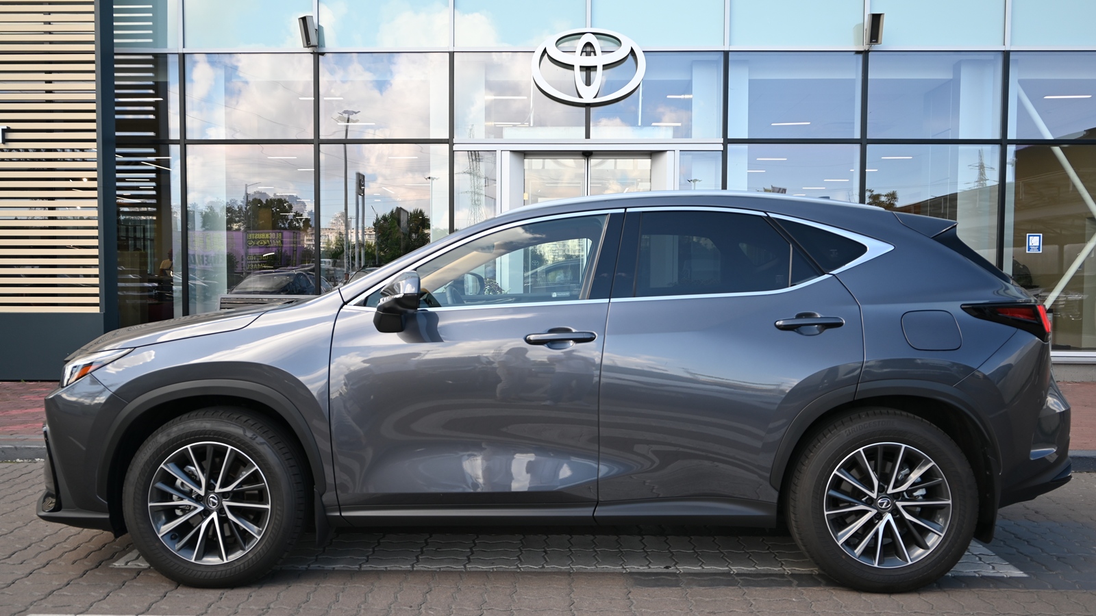Lexus NX 2024 року, Універсал, Тойота Центр Київ "Сіті Плаза", м.Київ | Фото № 3 Lexus NX 2024 року з пробігом 3843 км, Універсал, Тойота Центр Київ "Сіті Плаза", м.Київ - 2555870 ГРН | Фото № 3